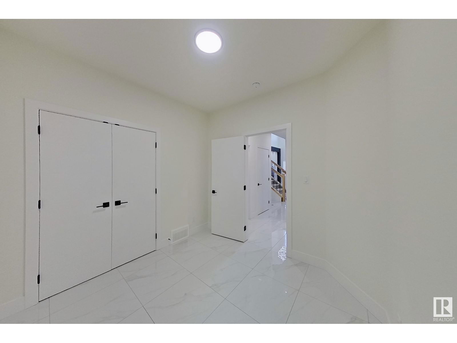 3239 PELERIN CR Image 25
