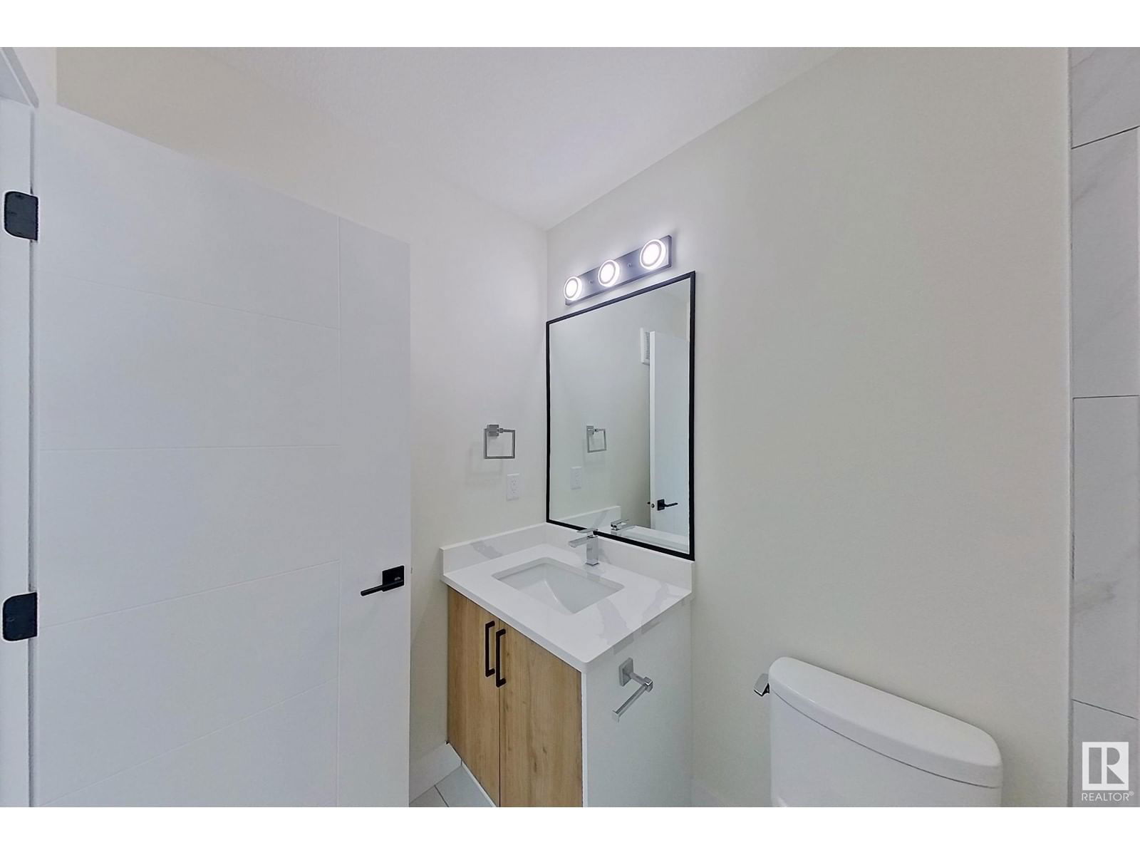 3239 PELERIN CR Image 37