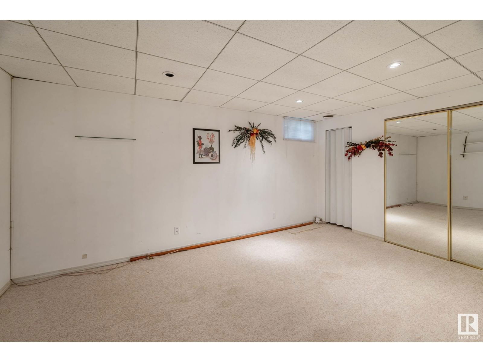 330 NORTHGATE TC Image 31