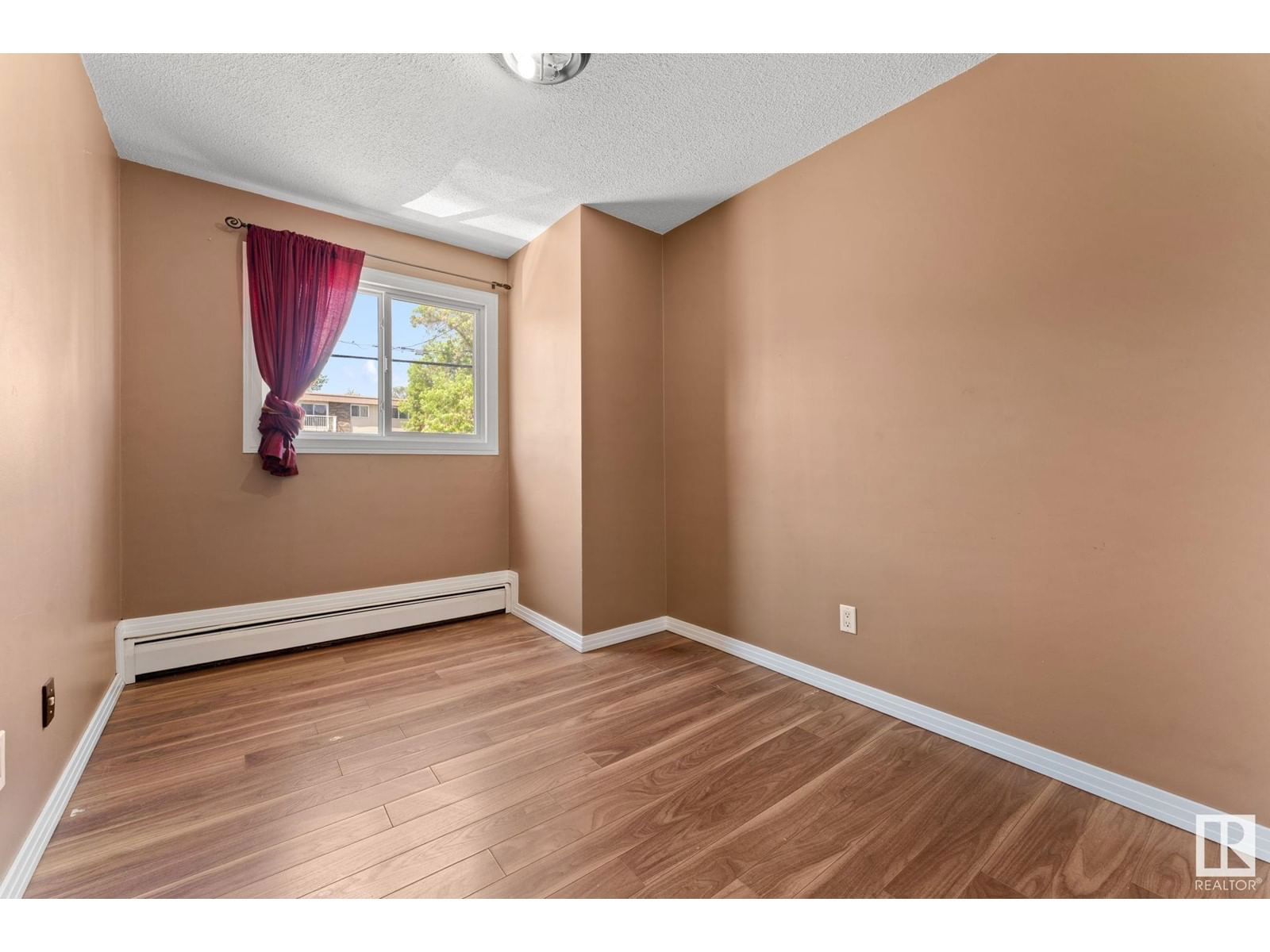 9 - 10620 122 ST NW Image 14
