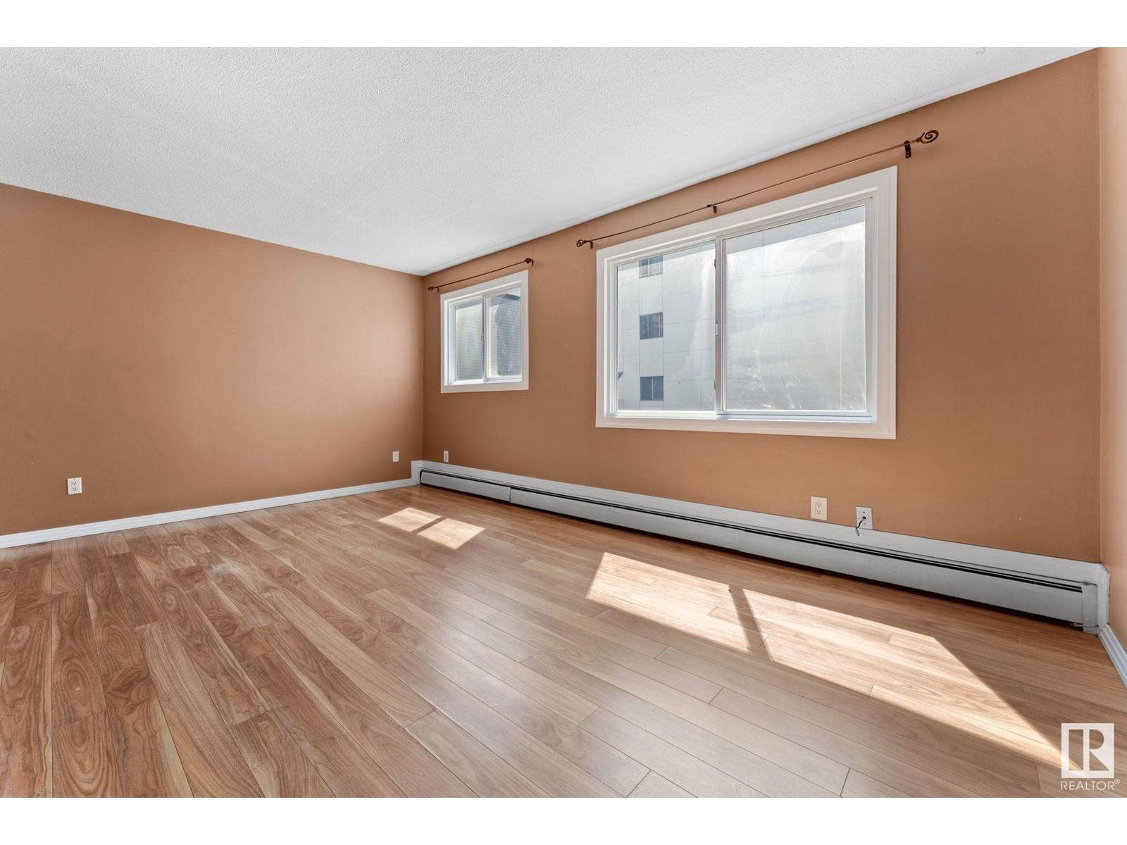 9 - 10620 122 ST NW Image 4