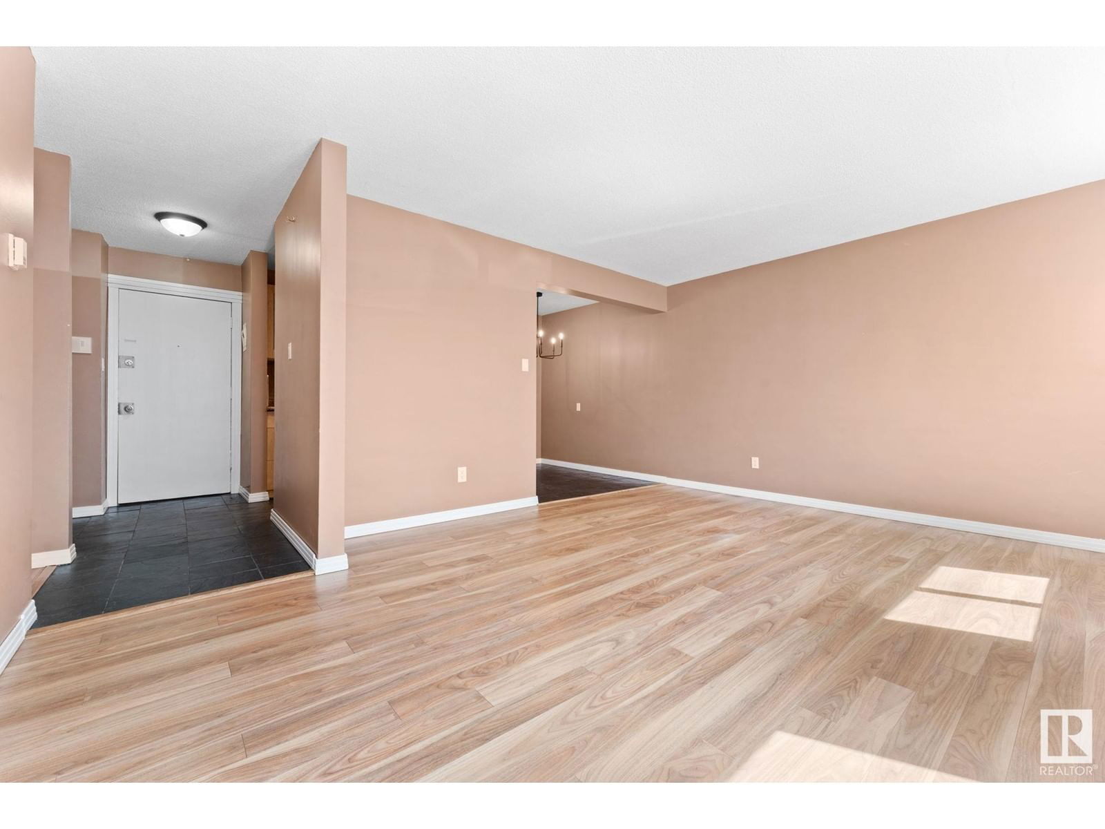 9 - 10620 122 ST NW Image 7