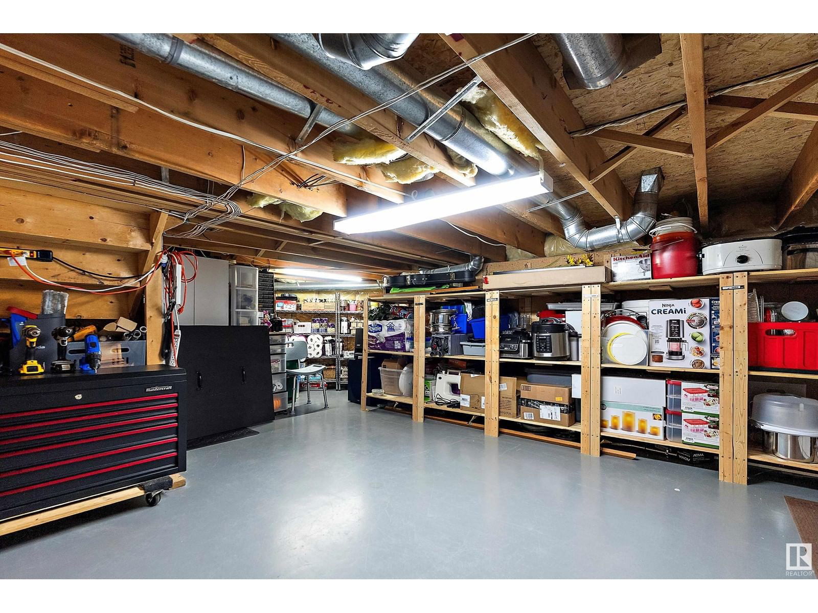 204 WEST LIBERTY CR Image 26