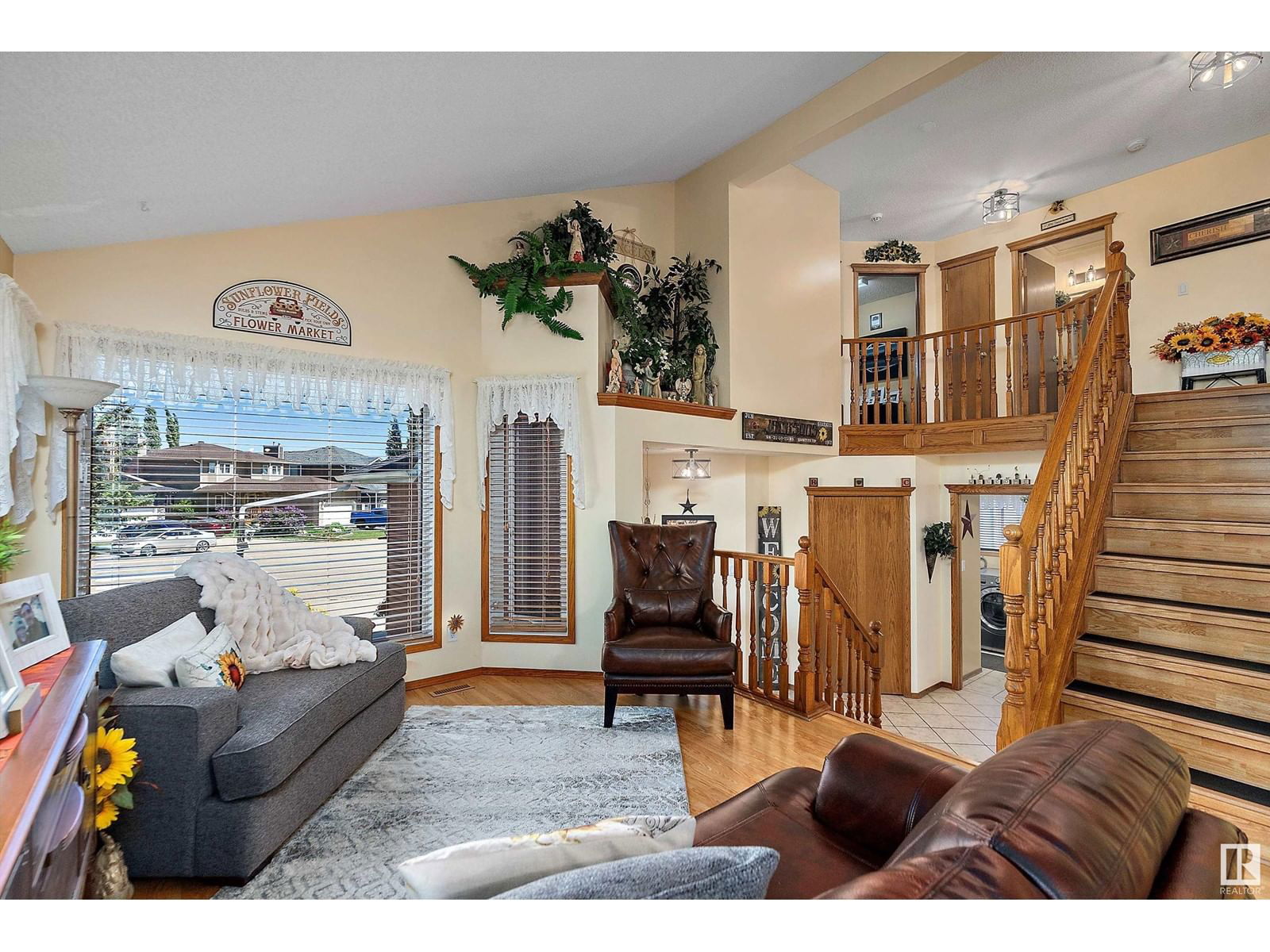 204 WEST LIBERTY CR Image 6