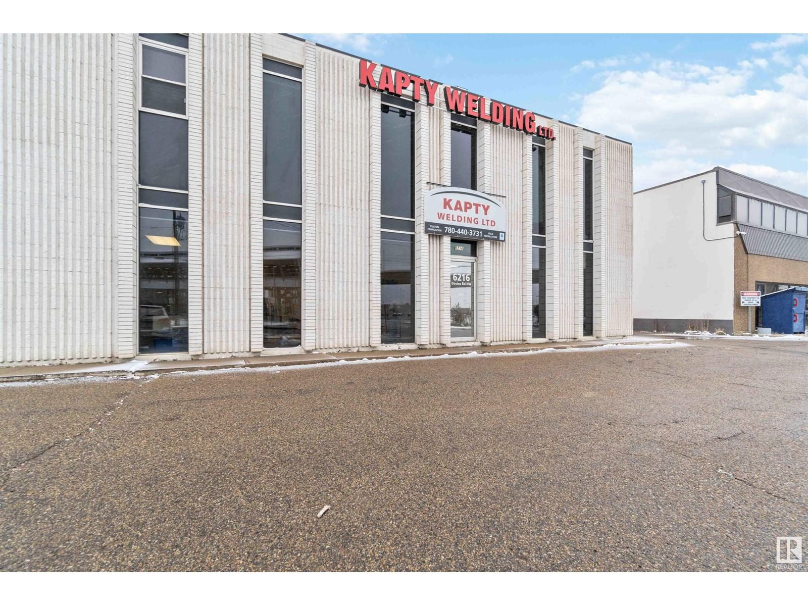 6216 DAVIES RD Image 1