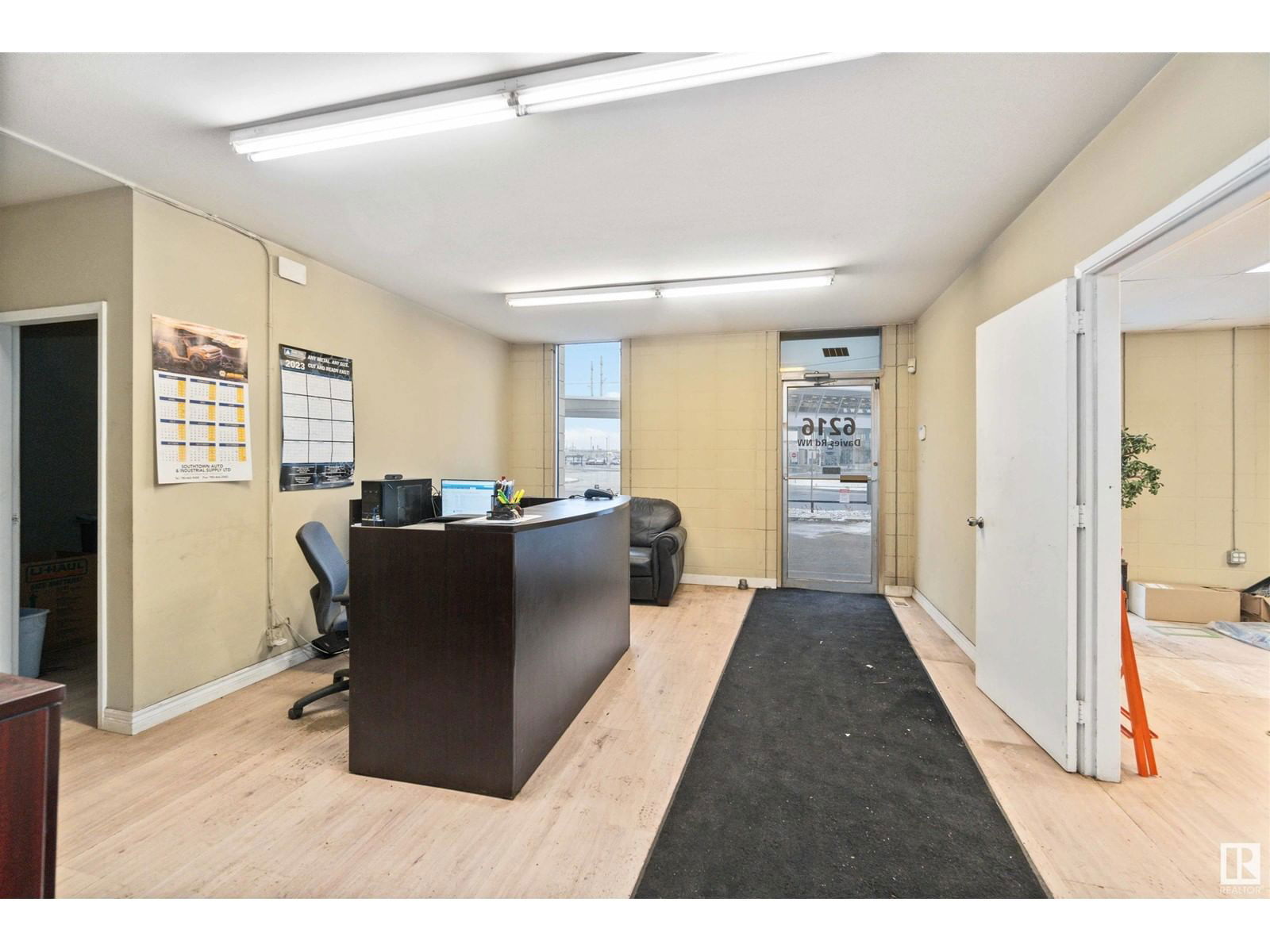 6216 DAVIES RD Image 11