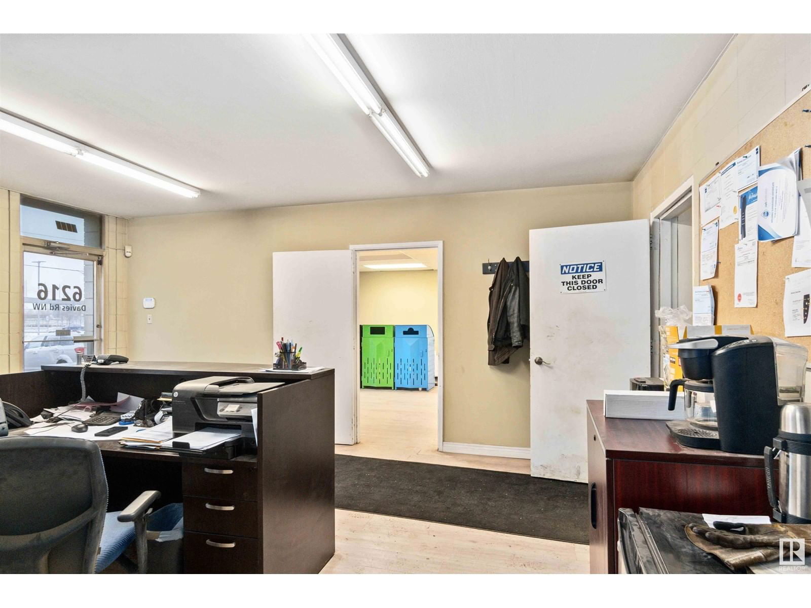 6216 DAVIES RD Image 19