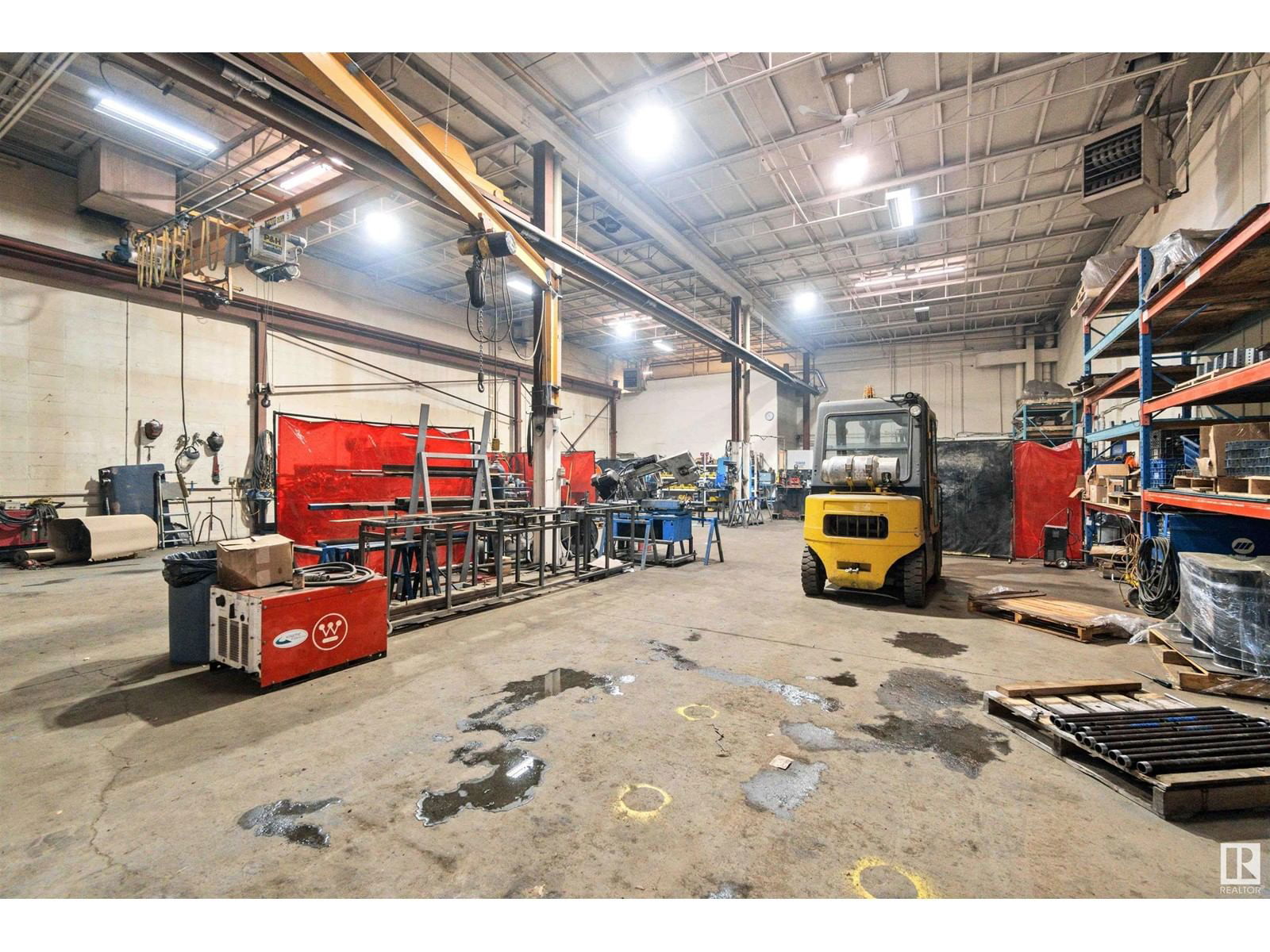 6216 DAVIES RD Image 24