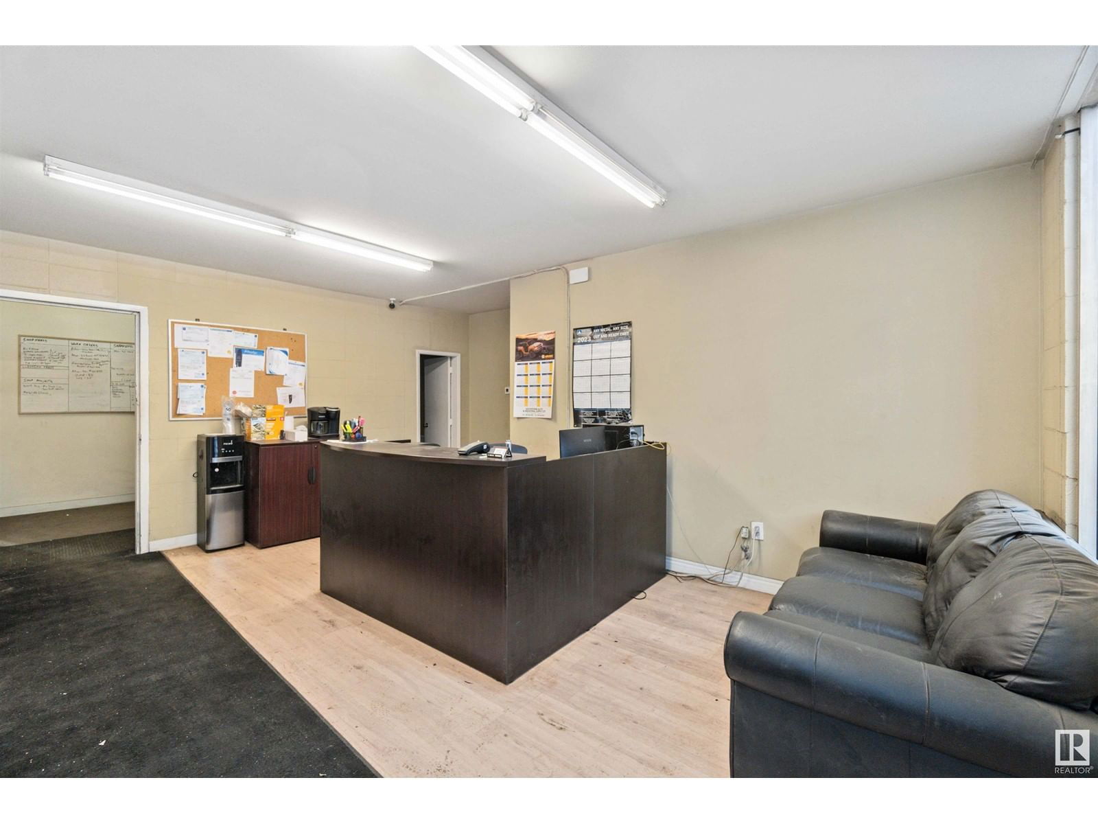 6216 DAVIES RD Image 9