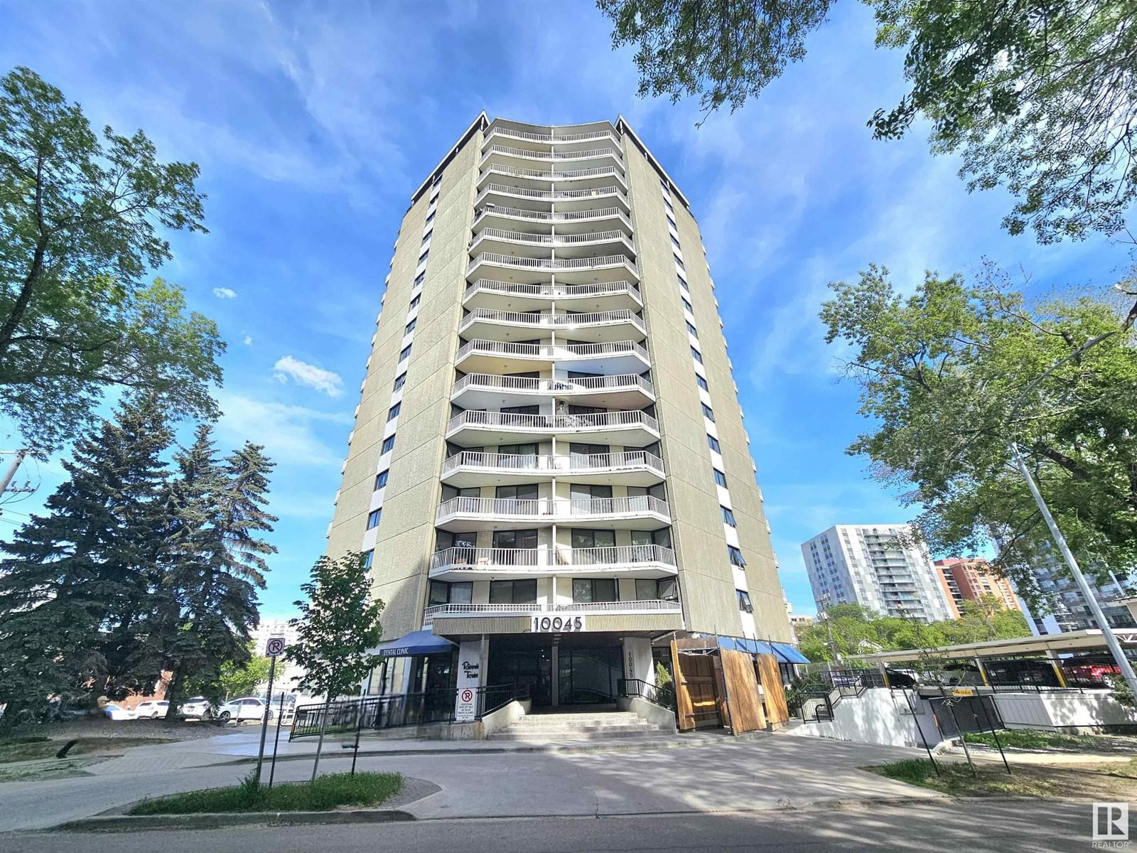 905 - 10045 117 ST Image 1