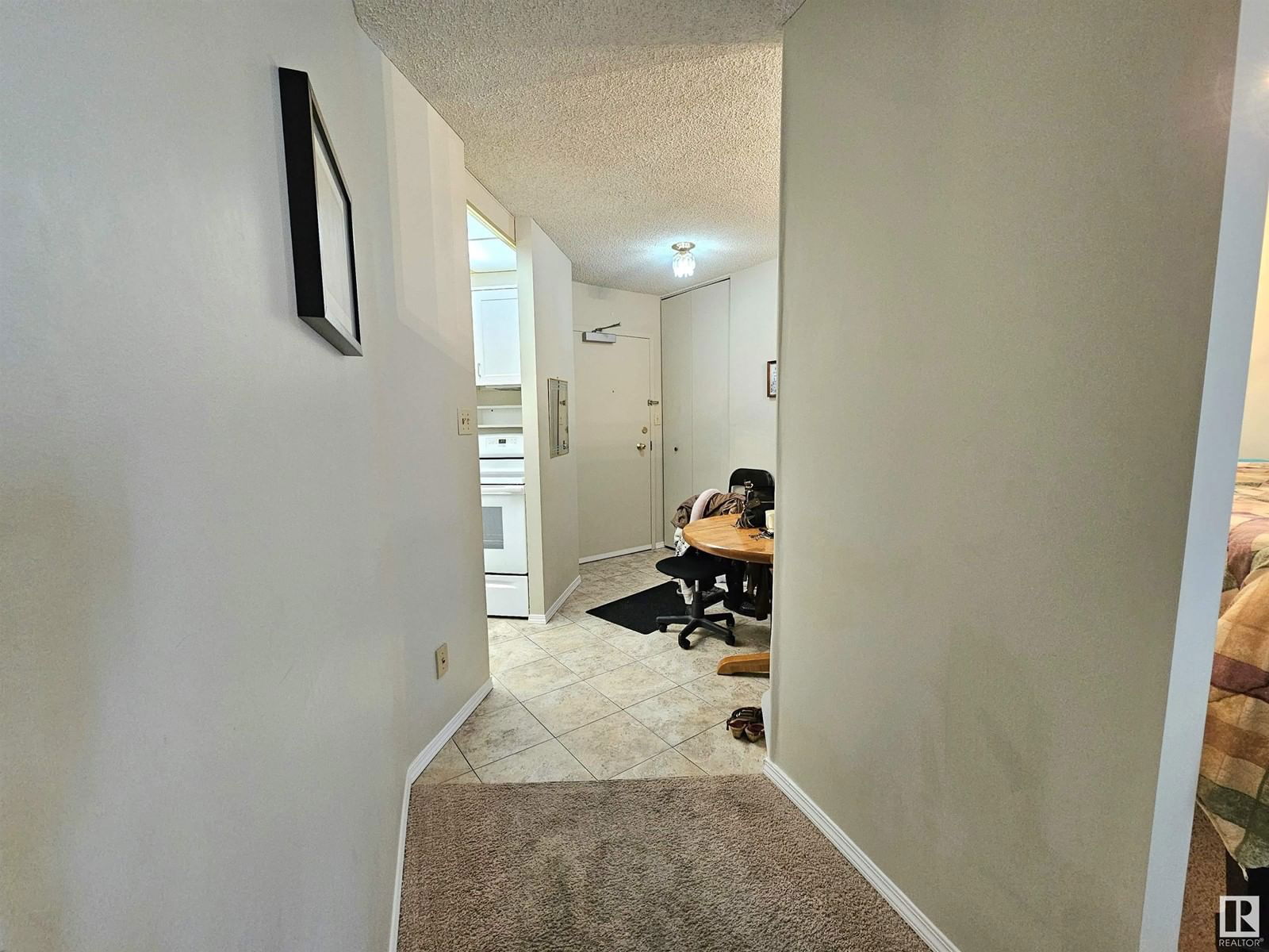 905 - 10045 117 ST Image 6