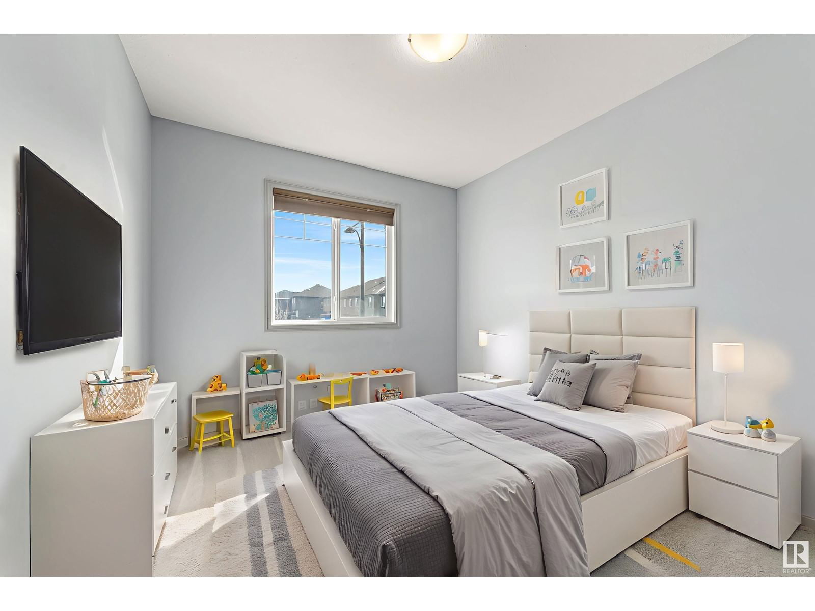 3543 WEIDLE WY Image 17