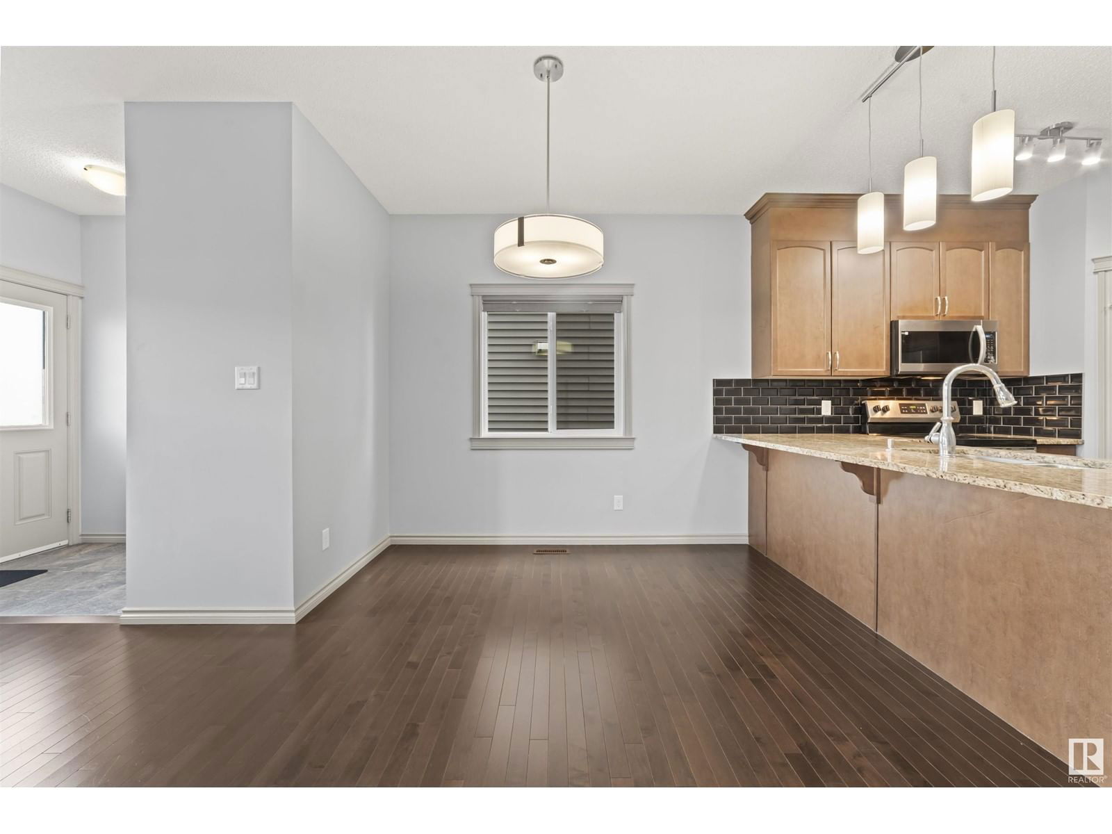 3543 WEIDLE WY Image 8
