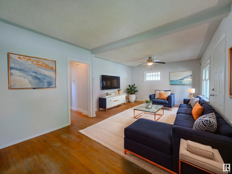 9411 92 St Edmonton, Alberta