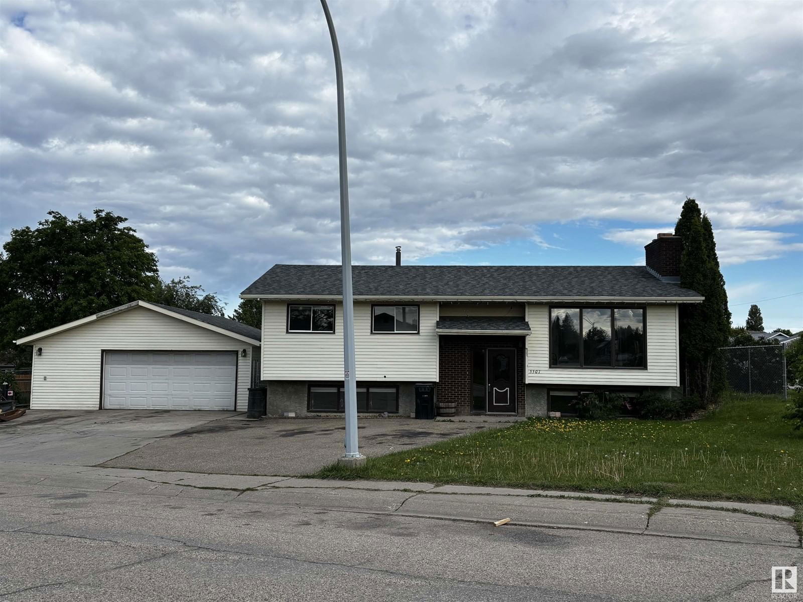 Primary Property View