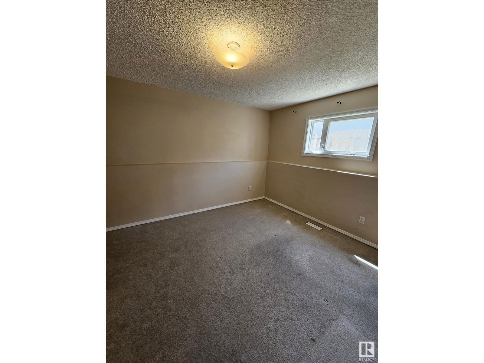NW - 9340 180A AV Image 18