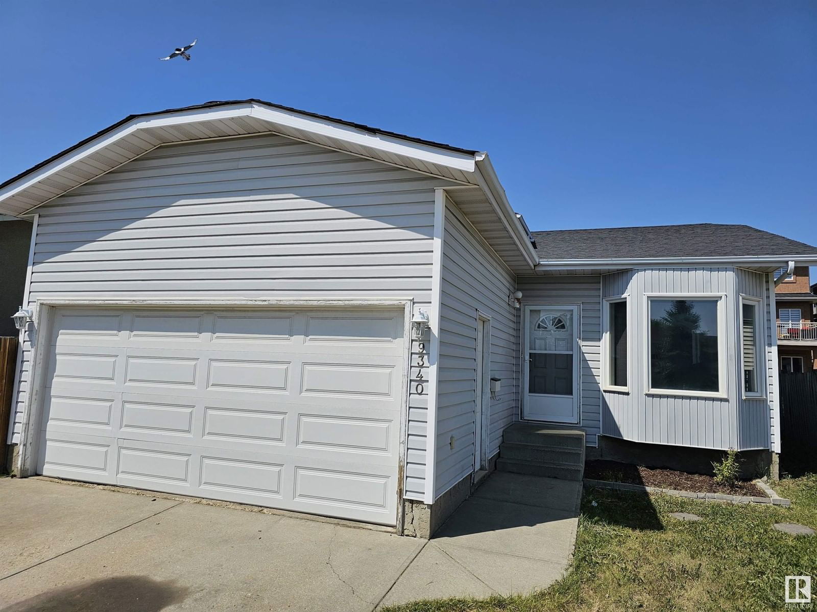 NW - 9340 180A AV Image 3