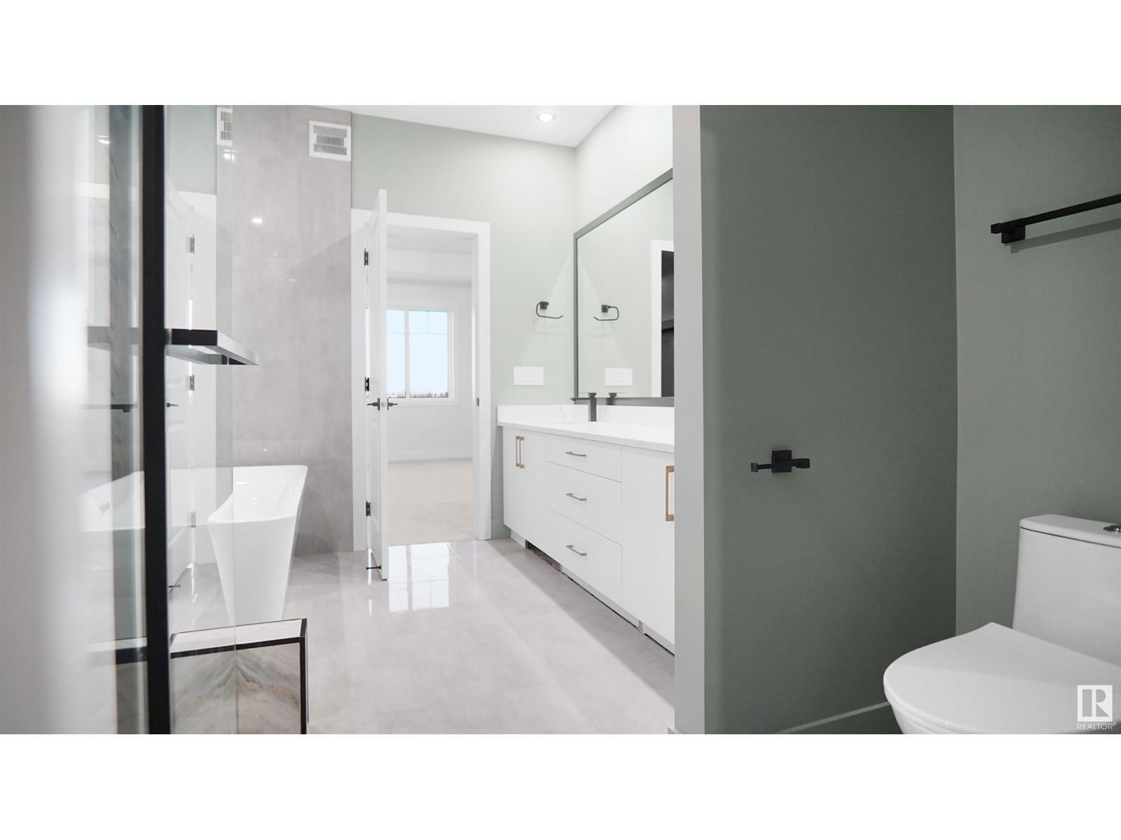36 ASHBURY CR Image 27