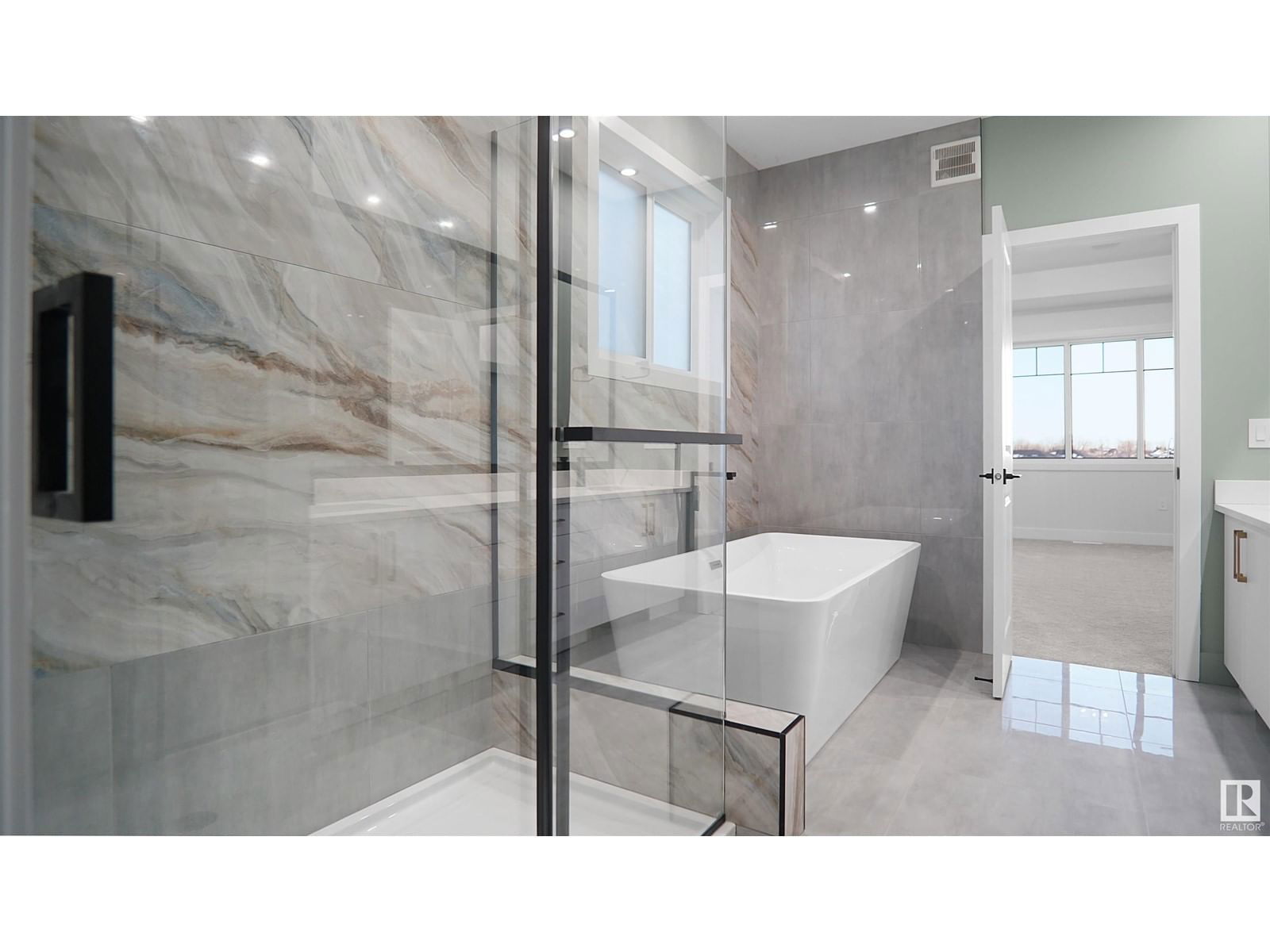 36 ASHBURY CR Image 28