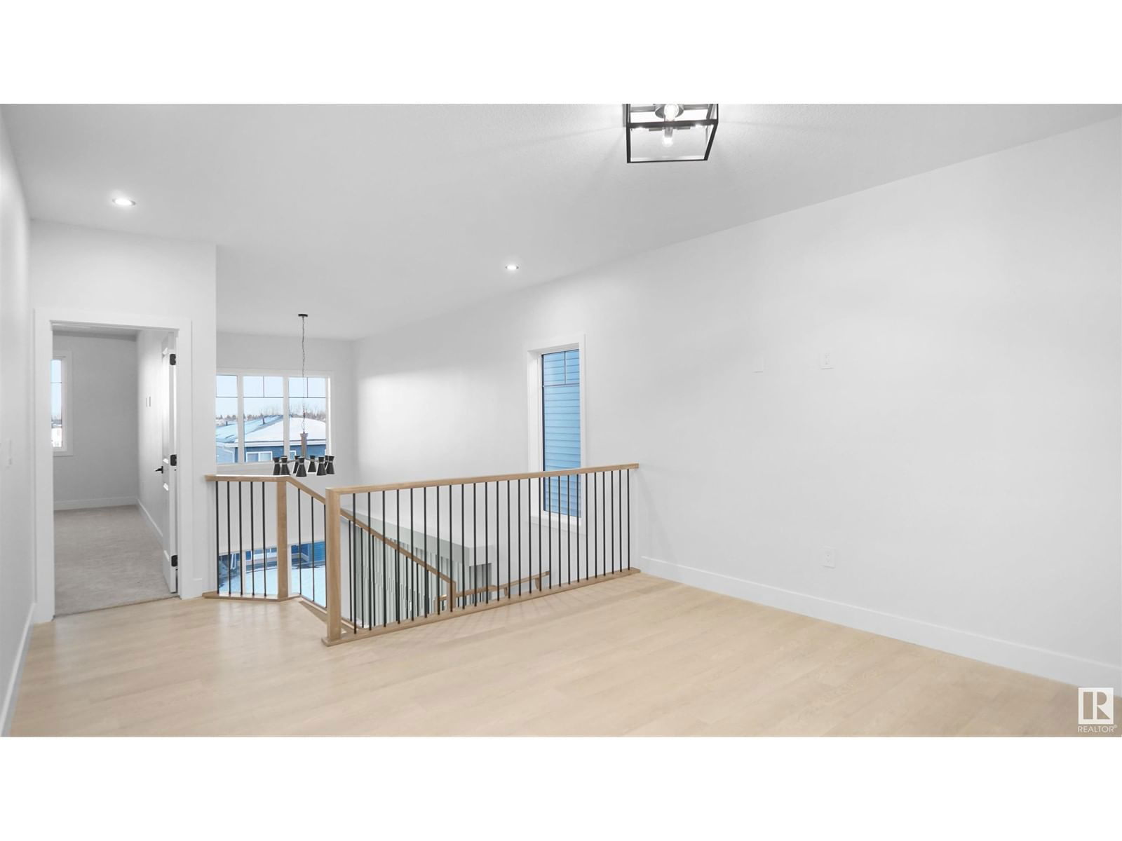 36 ASHBURY CR Image 30