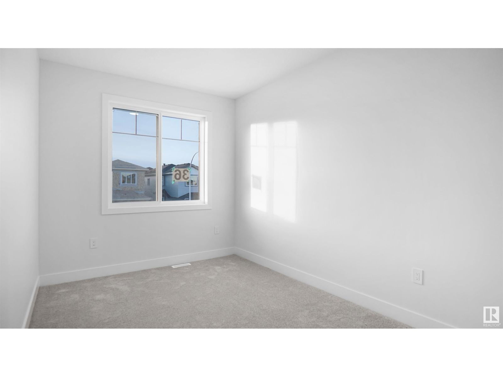 36 ASHBURY CR Image 35