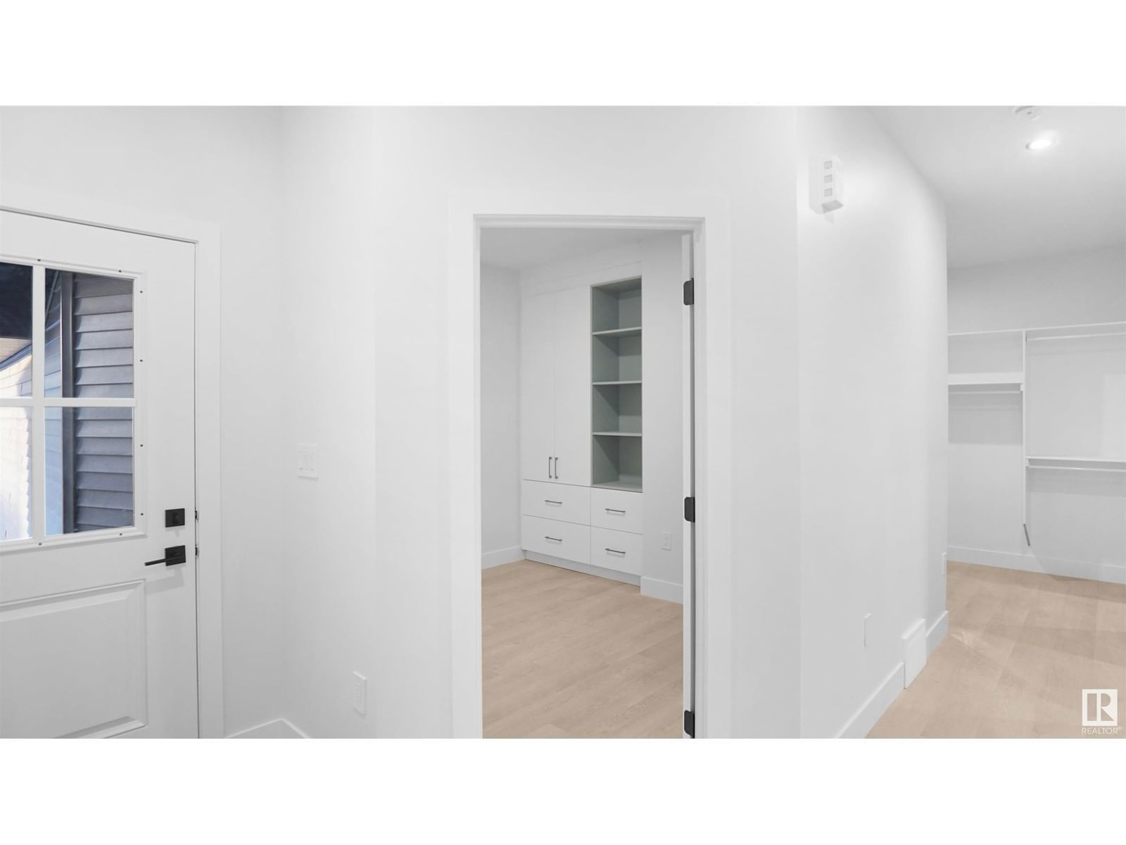 36 ASHBURY CR Image 5