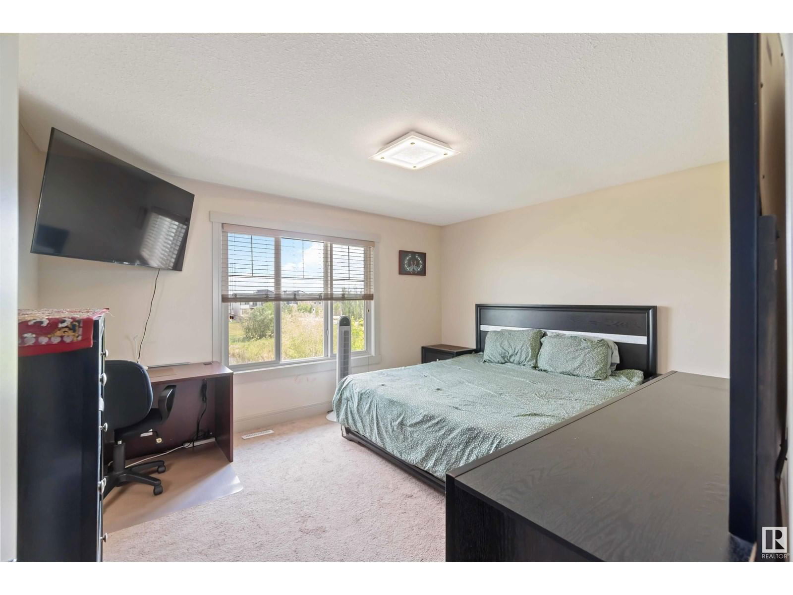 3434 PARKER LOOP Image 13