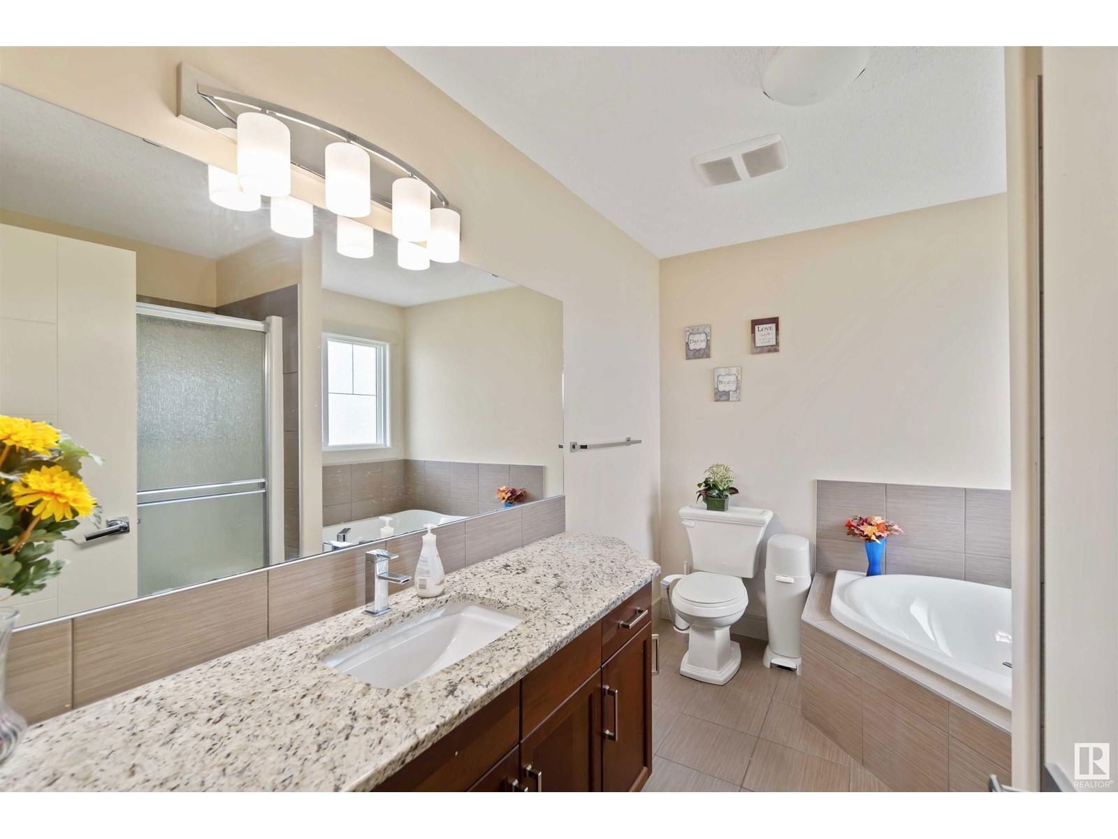 3434 PARKER LOOP Image 17
