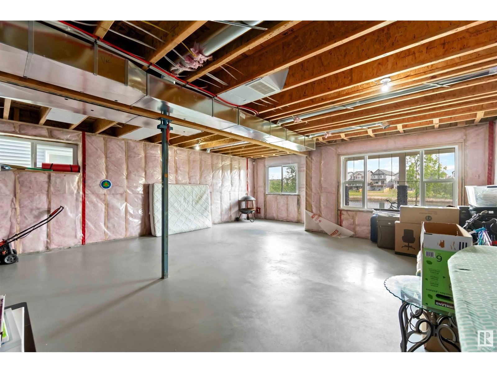 3434 PARKER LOOP Image 29