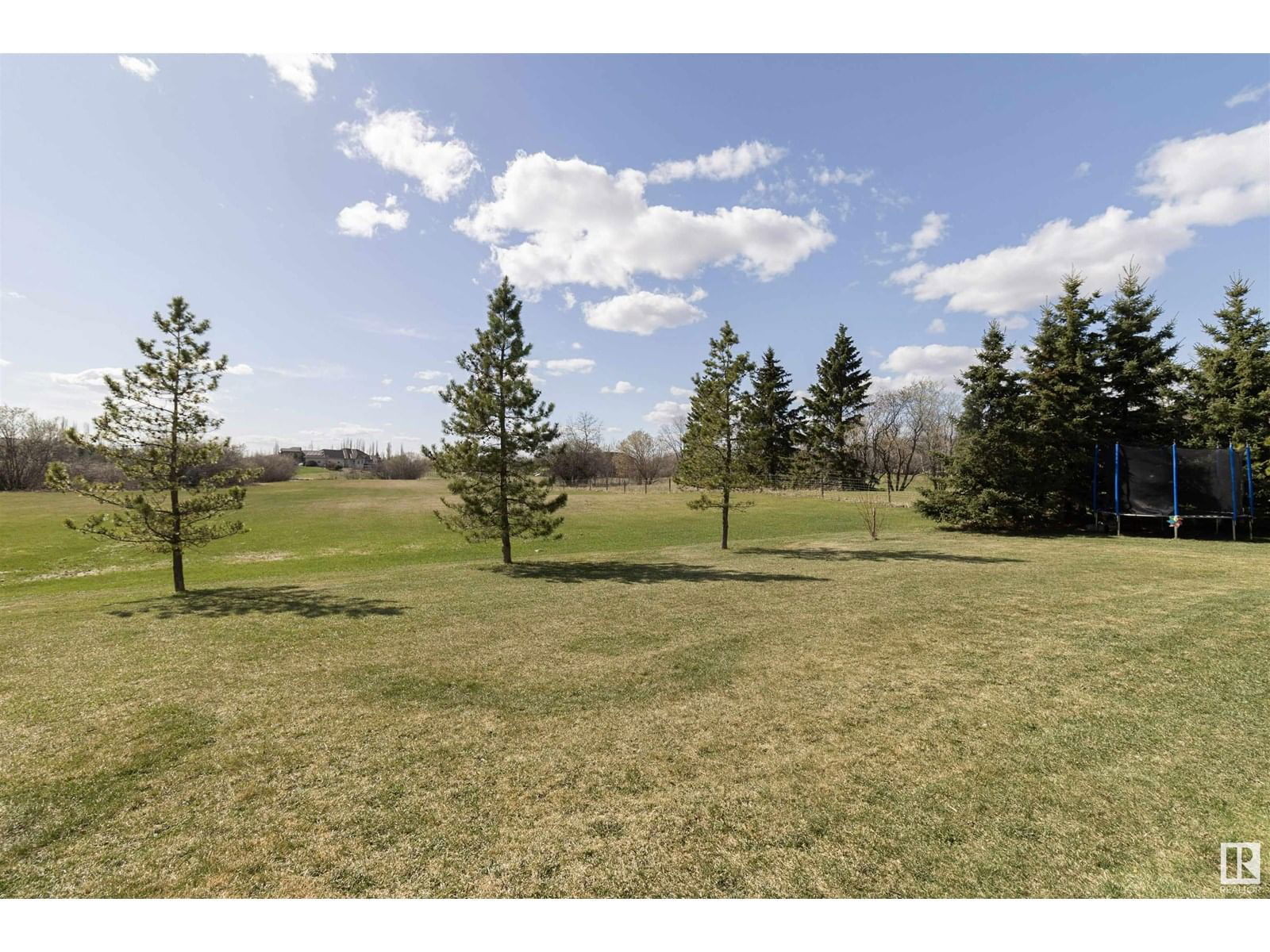 279 RANGE ROAD 223 Image 52