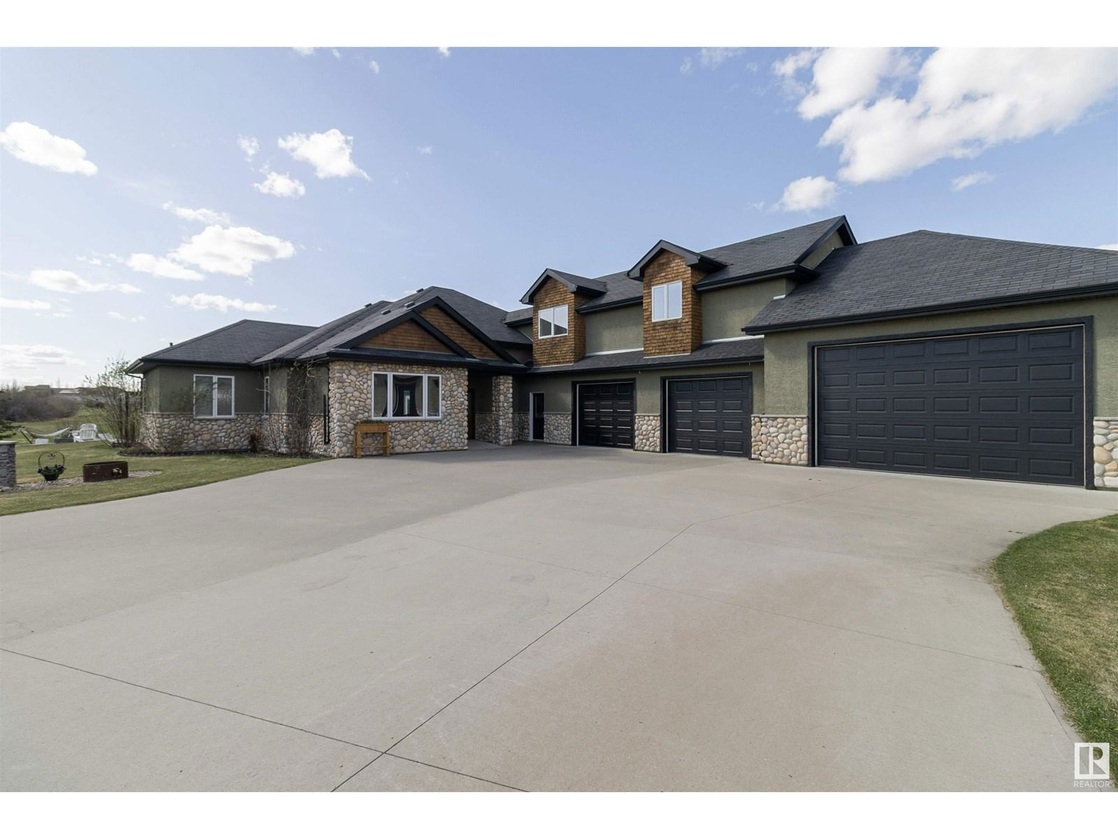 279 RANGE ROAD 223 Image 63