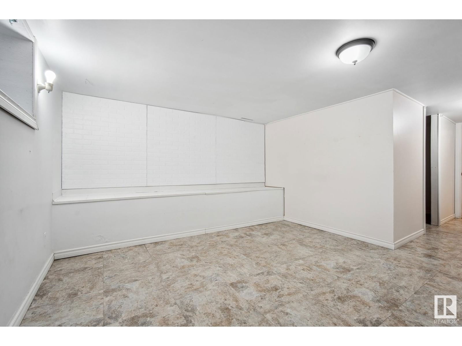 53080 RGE ROAD 210 Image 31