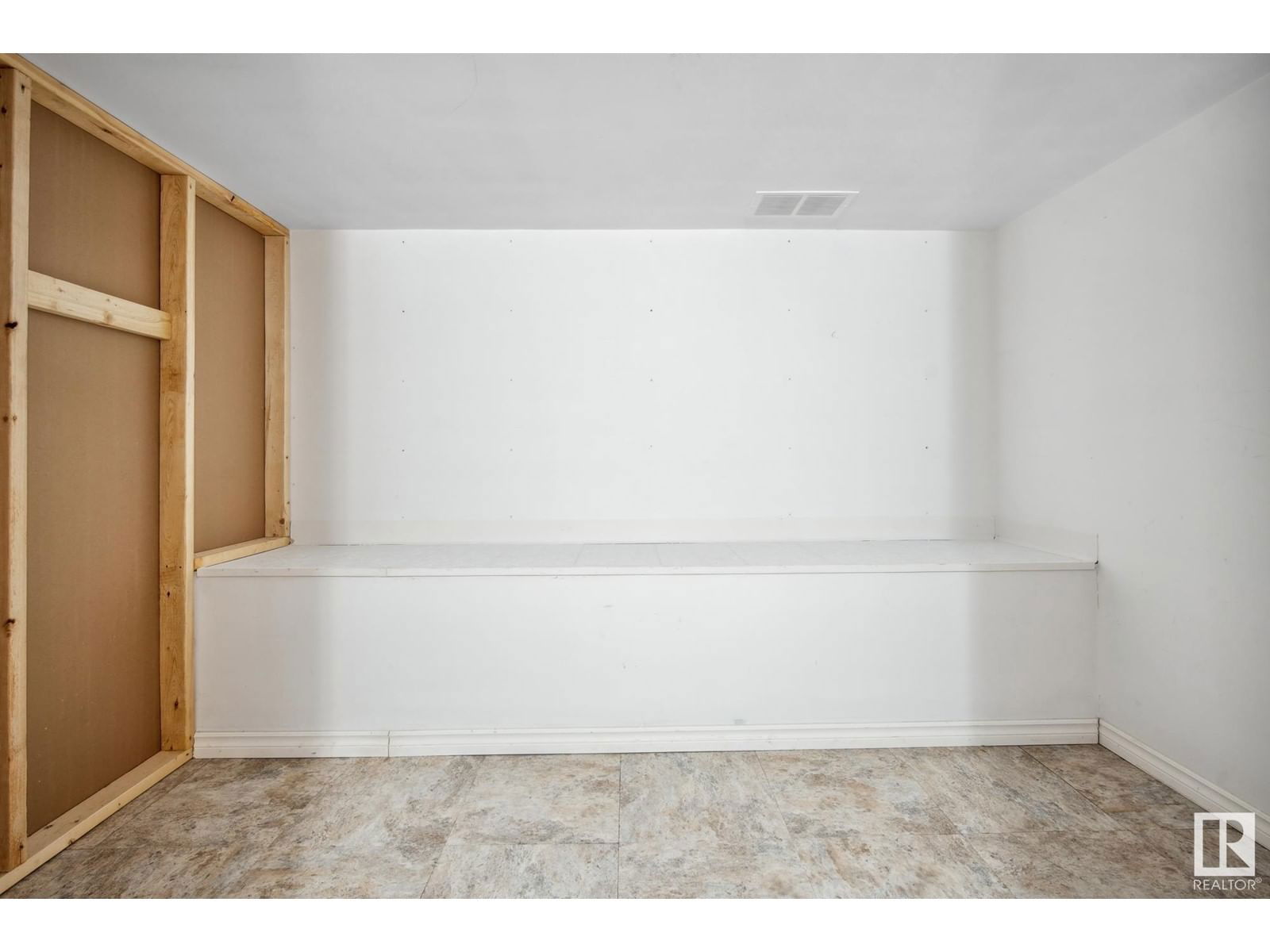 53080 RGE ROAD 210 Image 32