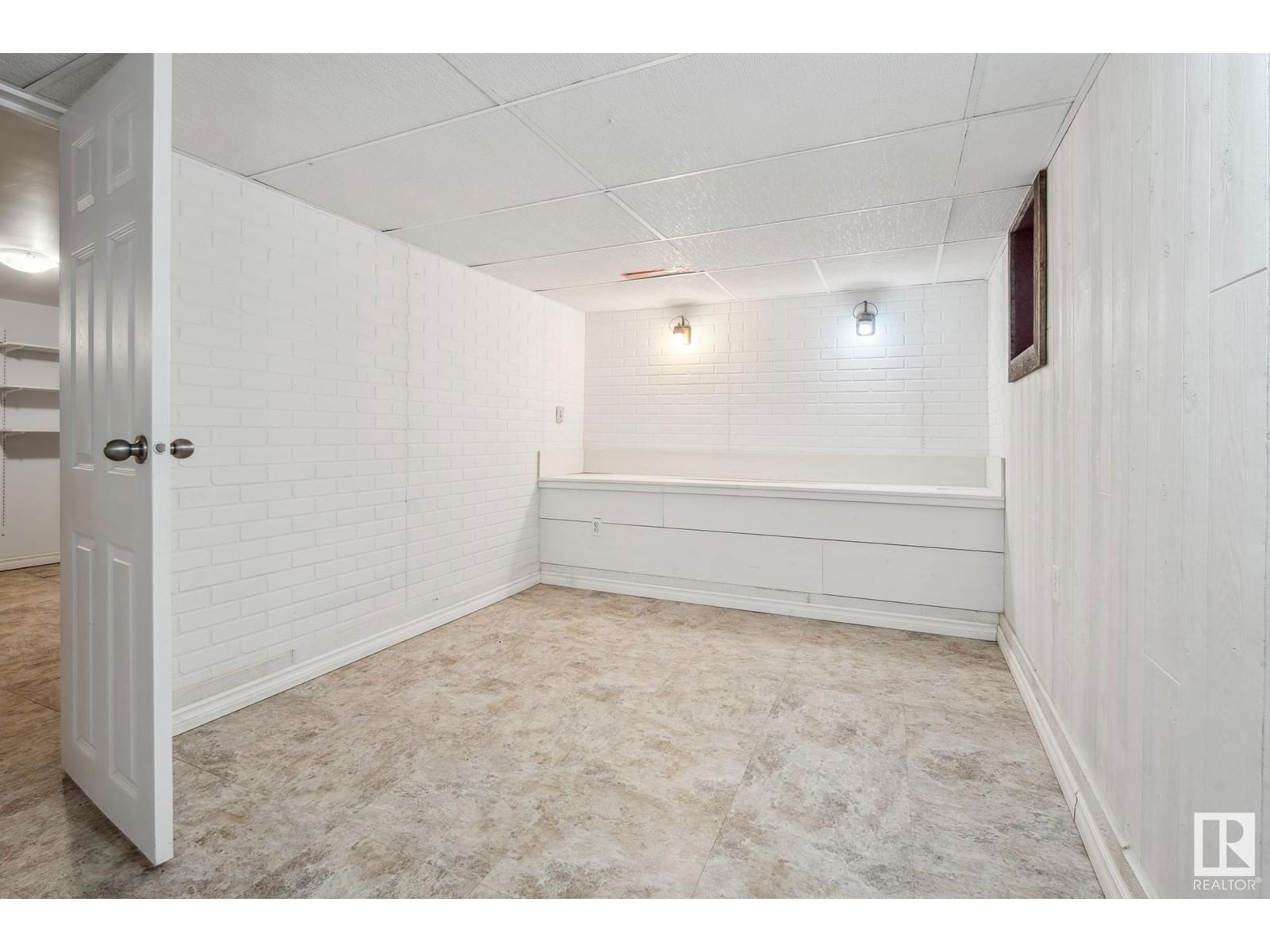 53080 RGE ROAD 210 Image 35