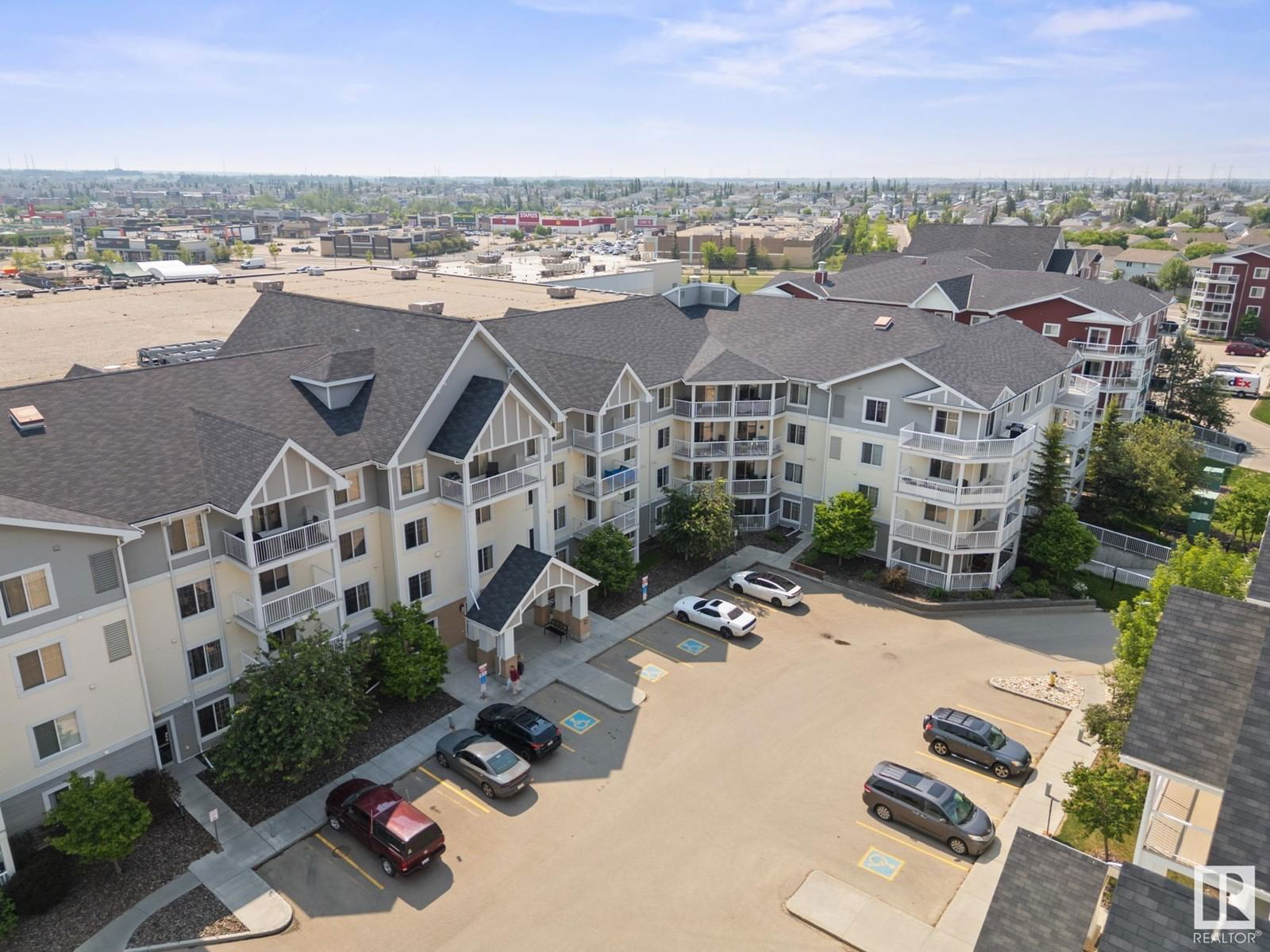310 - 2204 44AVE NW Image 4