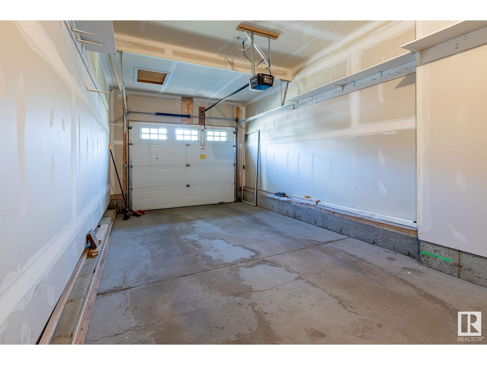 SW - 2406 CASSELMAN CR Image 37