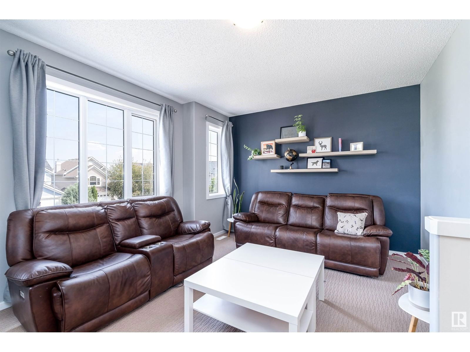 8715 10 AV SW Image 13