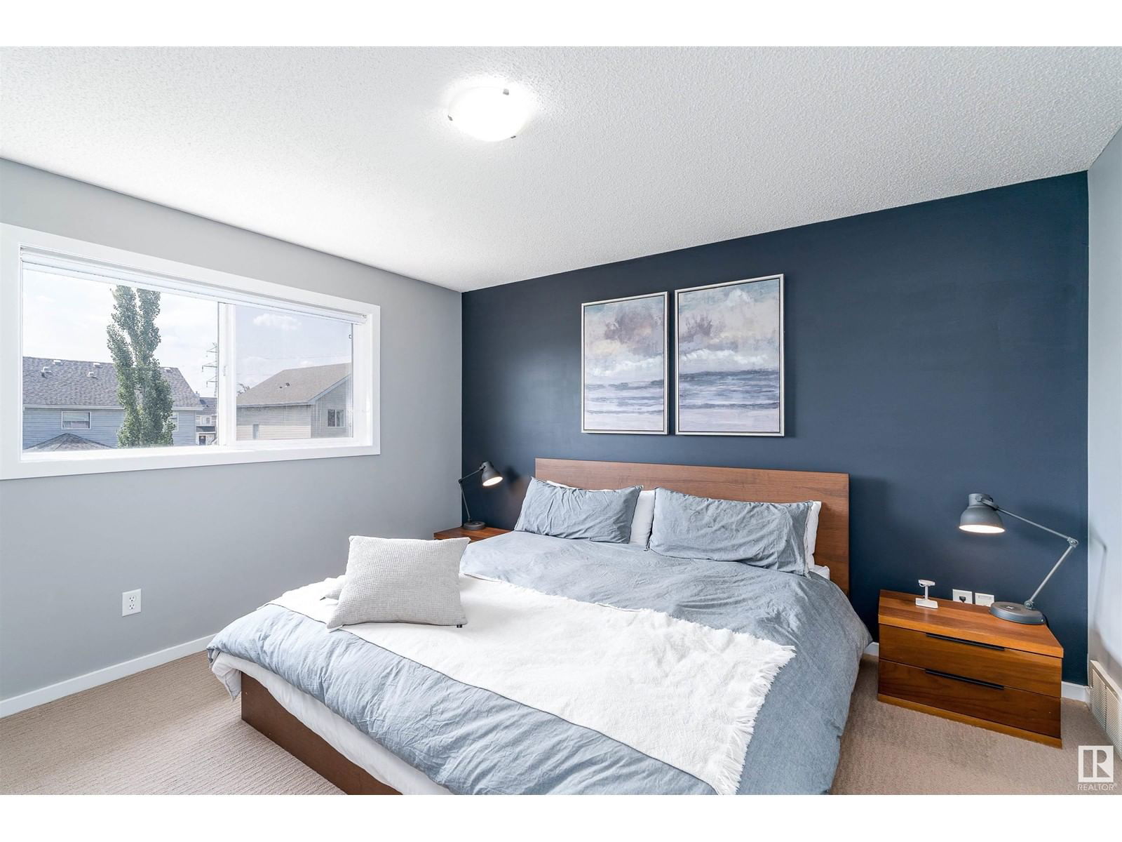 8715 10 AV SW Image 15
