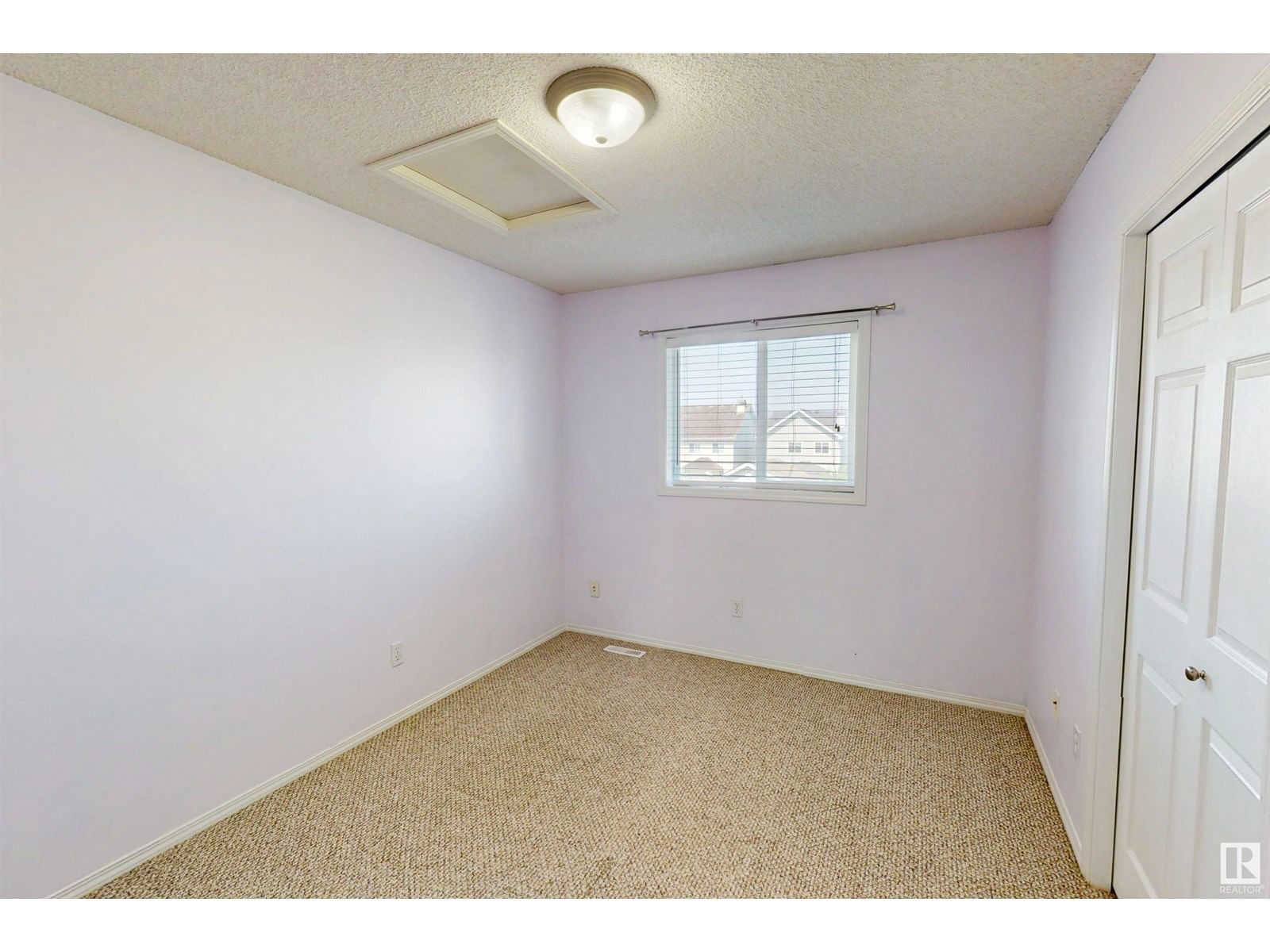 7932 14 AVE Image 19