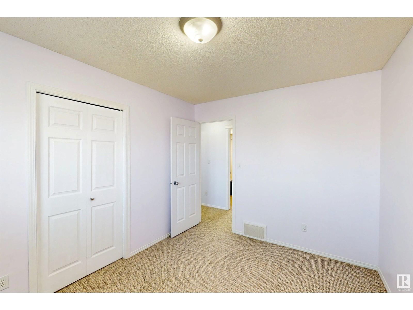 7932 14 AVE Image 20