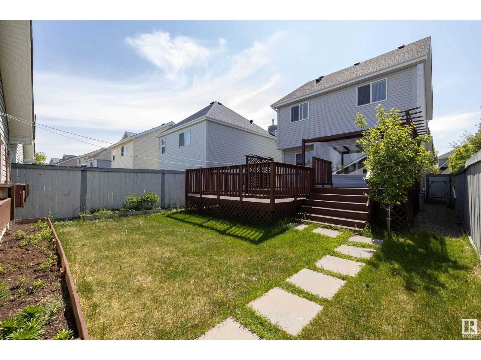 7932 14 AVE Image 40