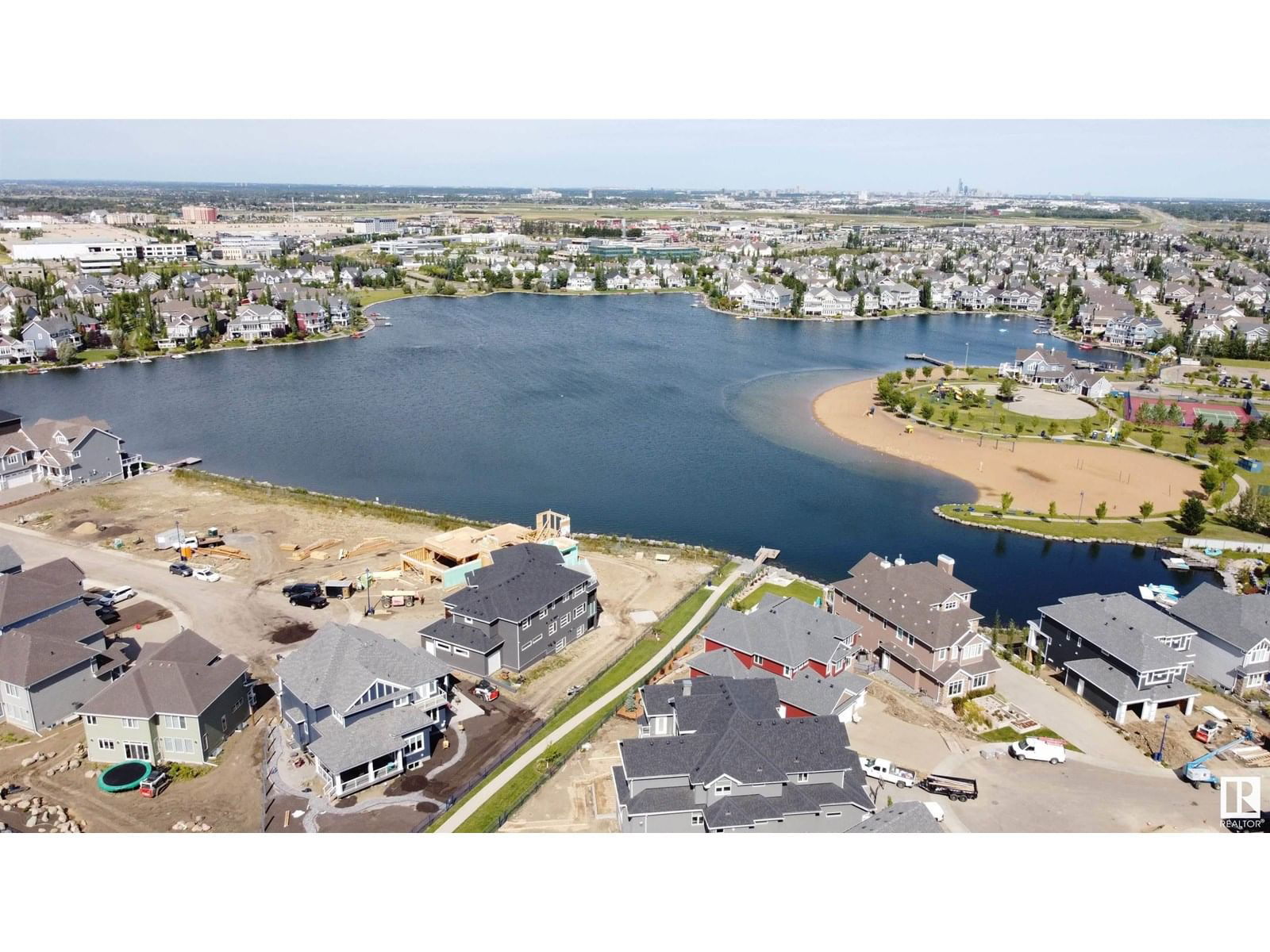 7932 14 AVE Image 50