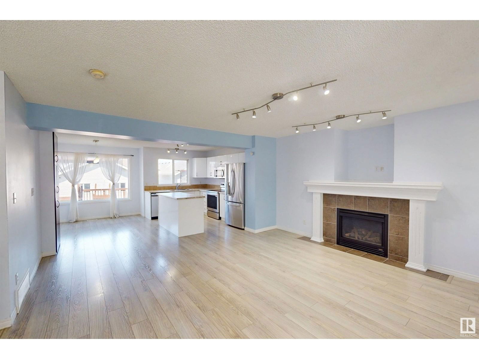 7932 14 AVE Image 6