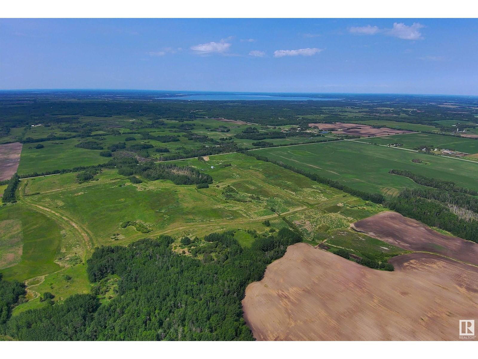 12 - 541 TWP RD RGE RD Image 1