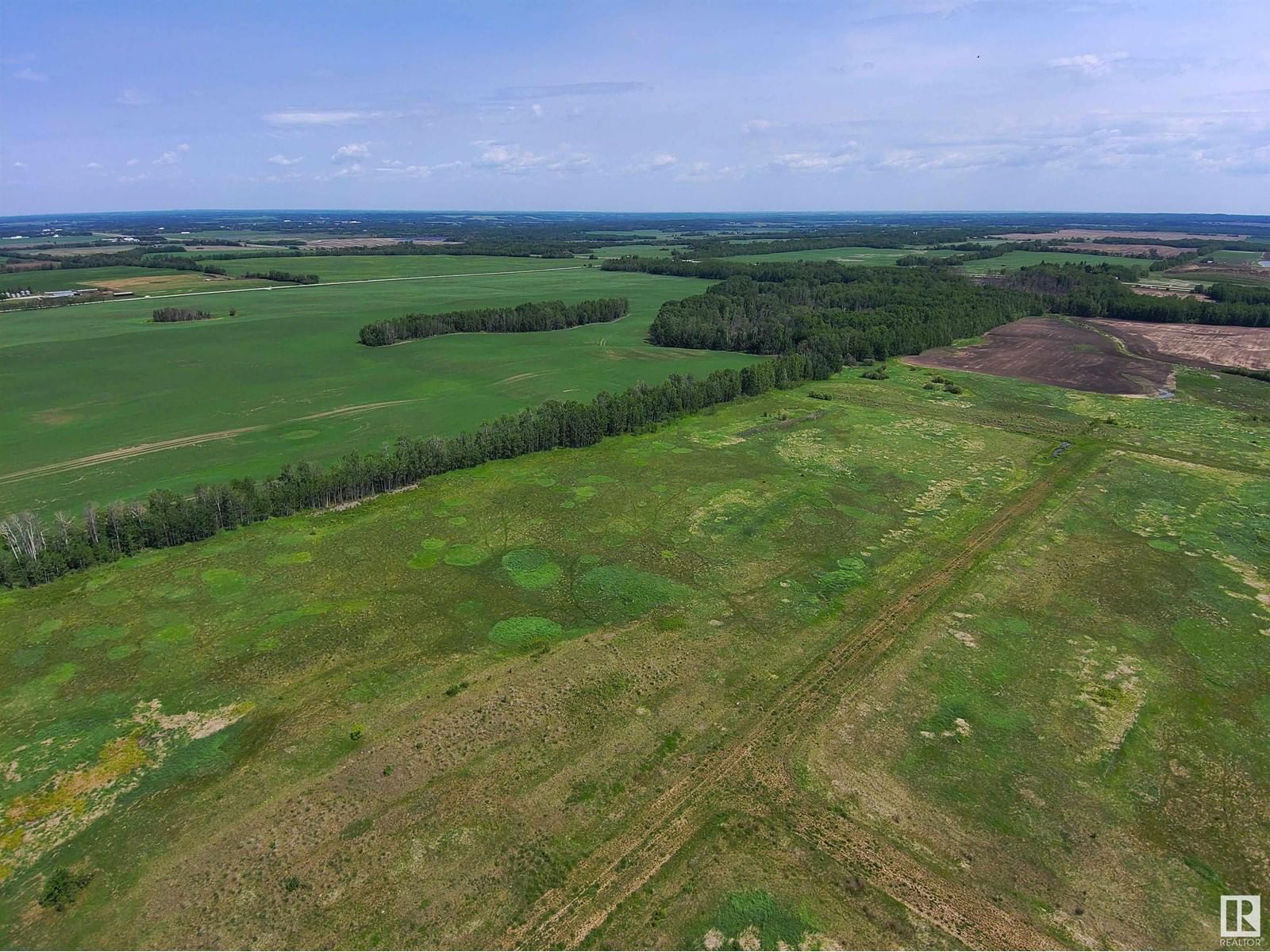 12 - 541 TWP RD RGE RD Image 22