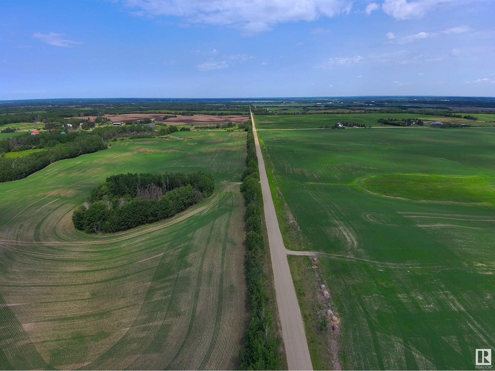 12 - 541 TWP RD RGE RD Image 9
