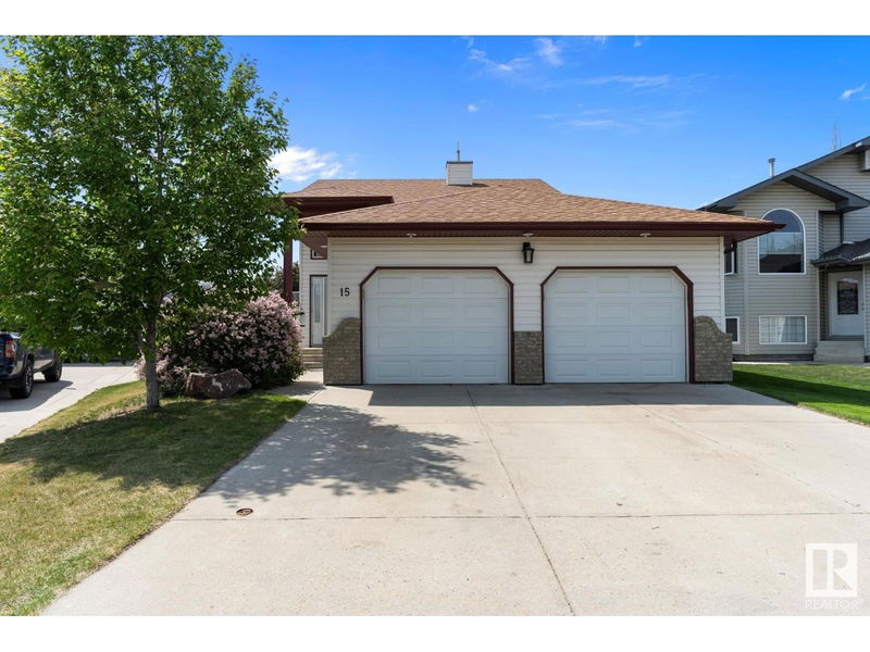15 Deer Park Cr Spruce Grove, Alberta