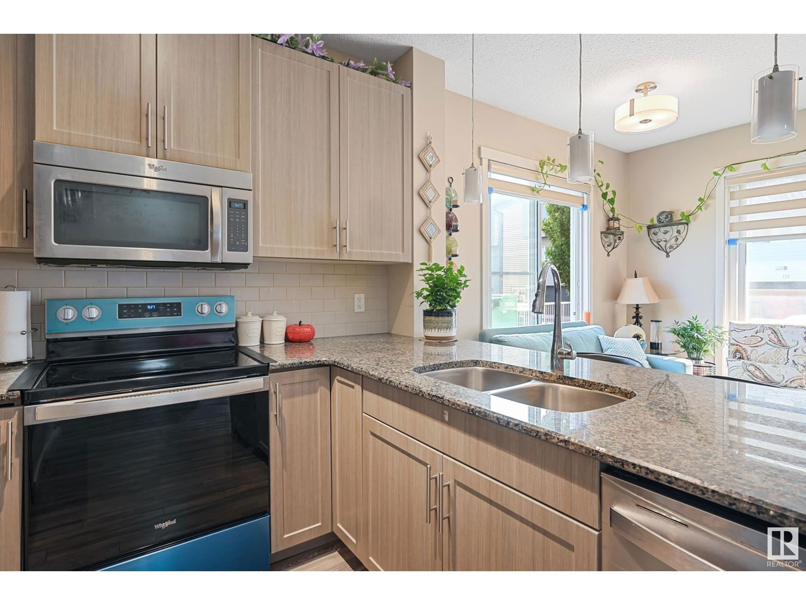#102 - 812 WELSH DR Image 11