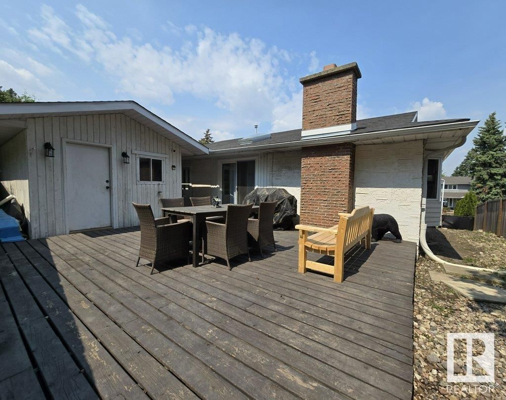 37 MANCHESTER DR Image 34
