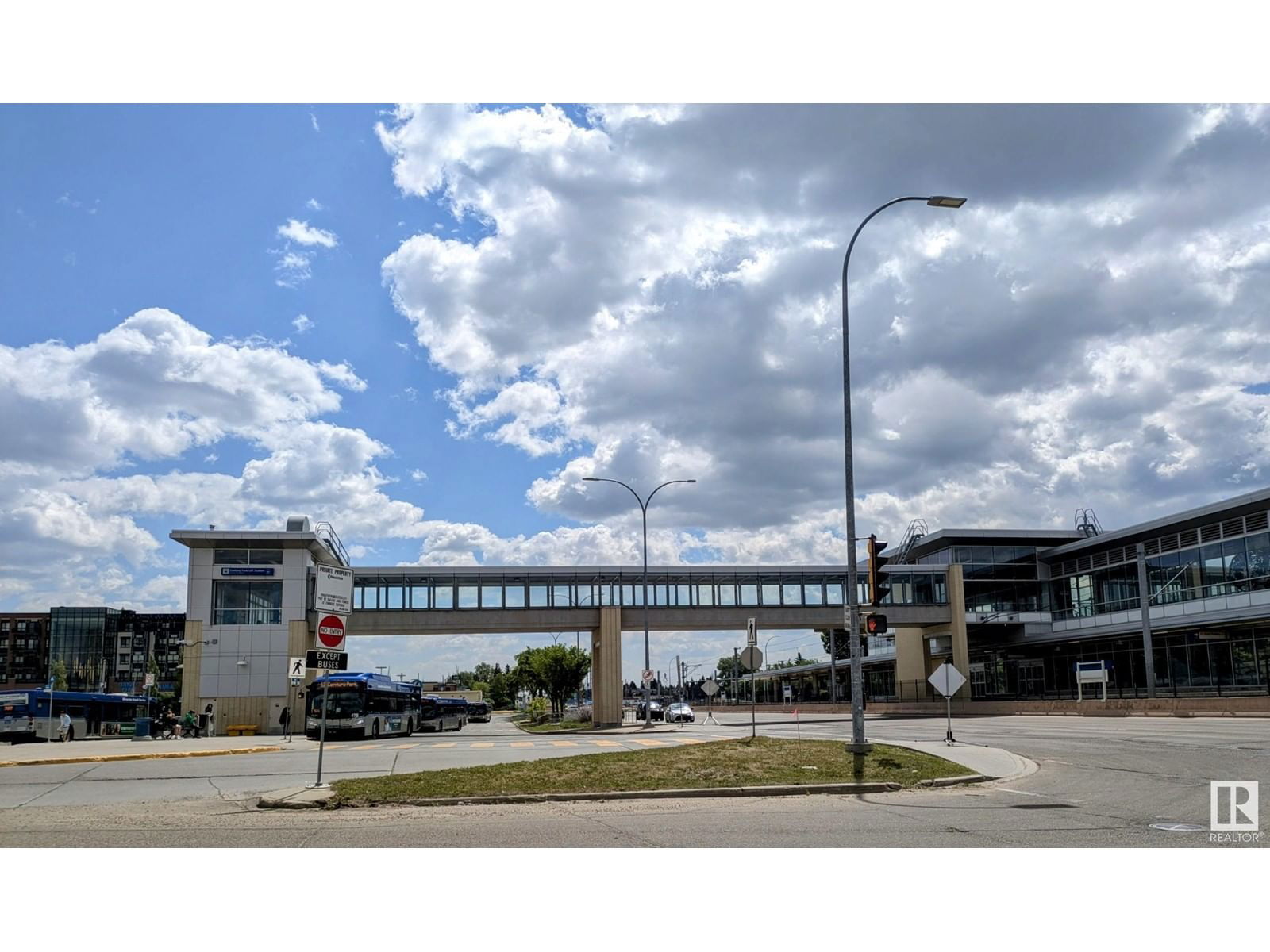 #416 - 2510 109 ST NW Image 40